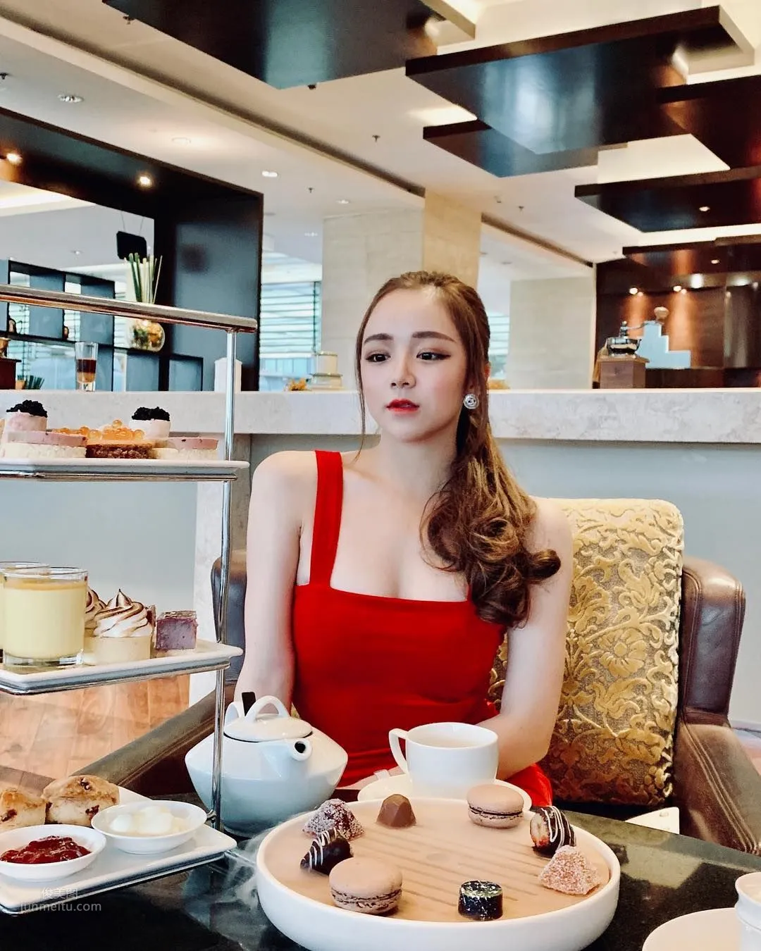 球場成名！越南美臀Thuy Tienn 36