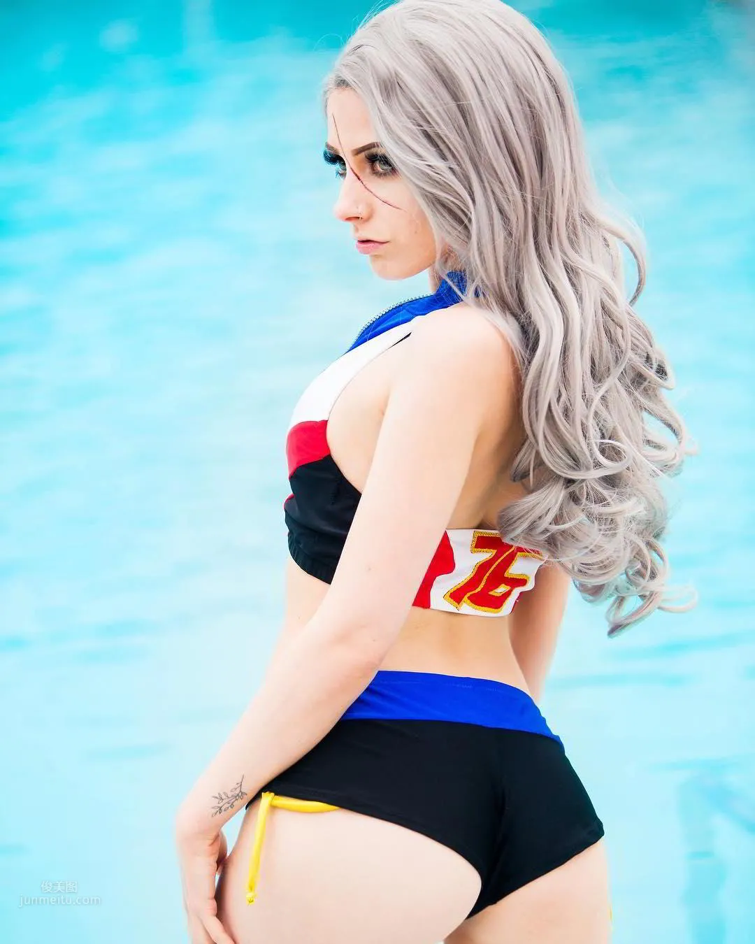 Rolyat- 加拿大美女Coser图片合集_1