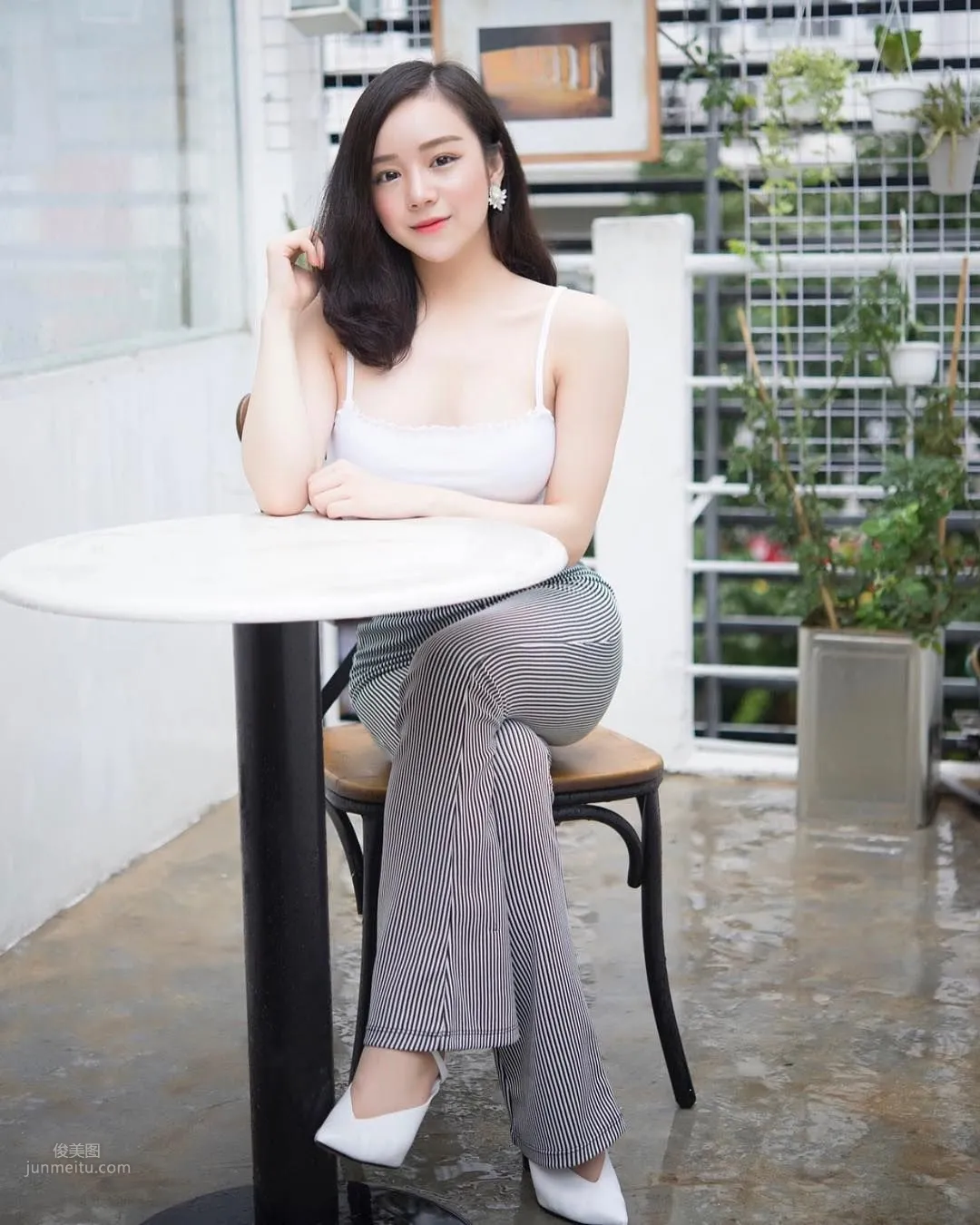 球場成名！越南美臀Thuy Tienn 43