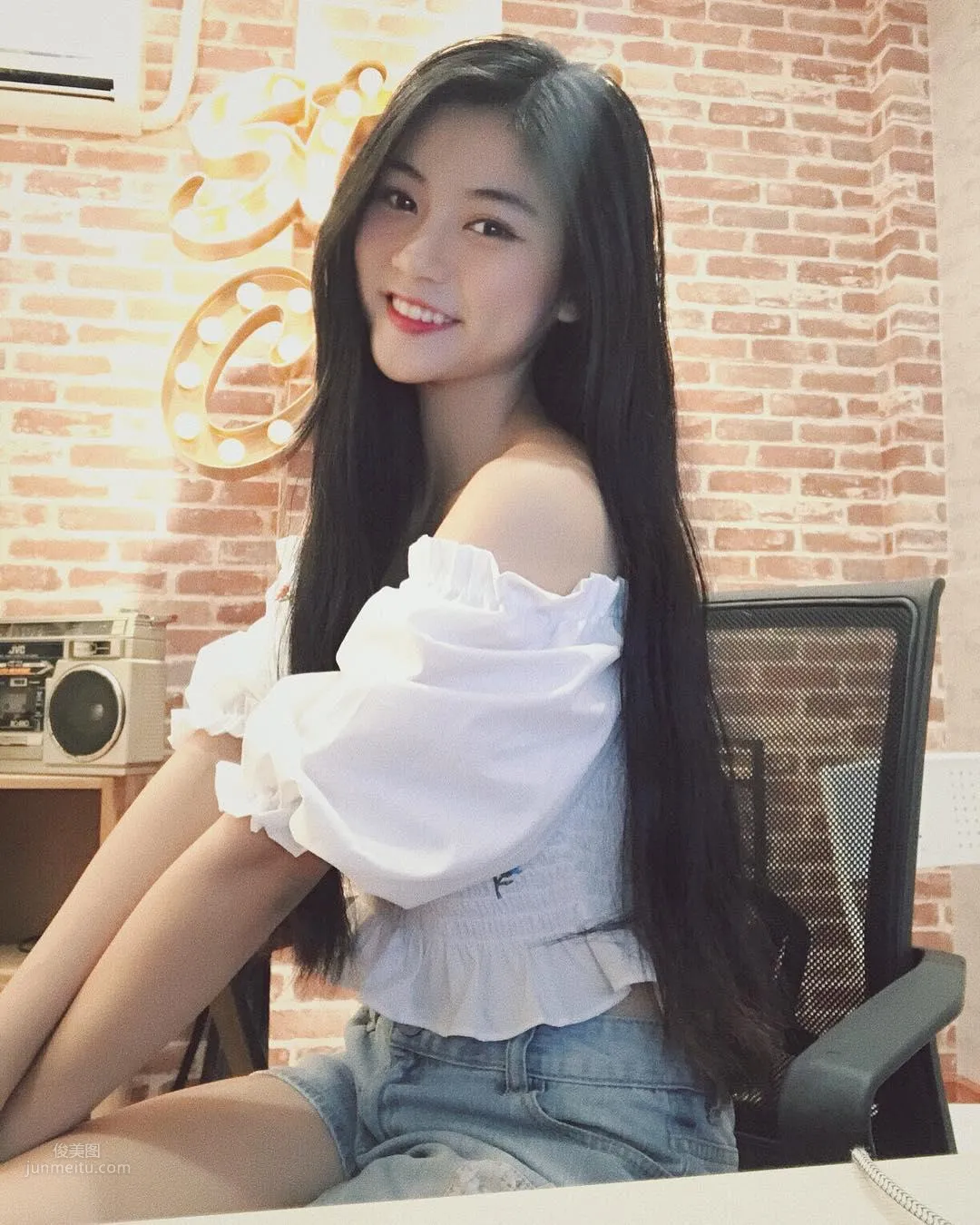 Nam Phuong- 越南好老婆vs青澀美少女 23