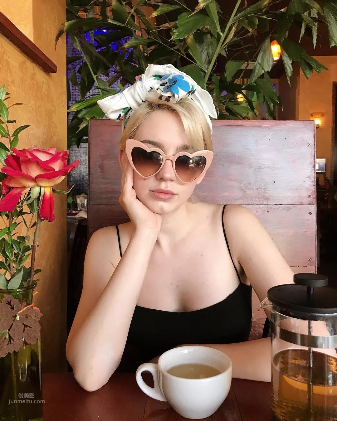 Haley Warr-天使正妹「魔性太強」不小心就上瘾了 22