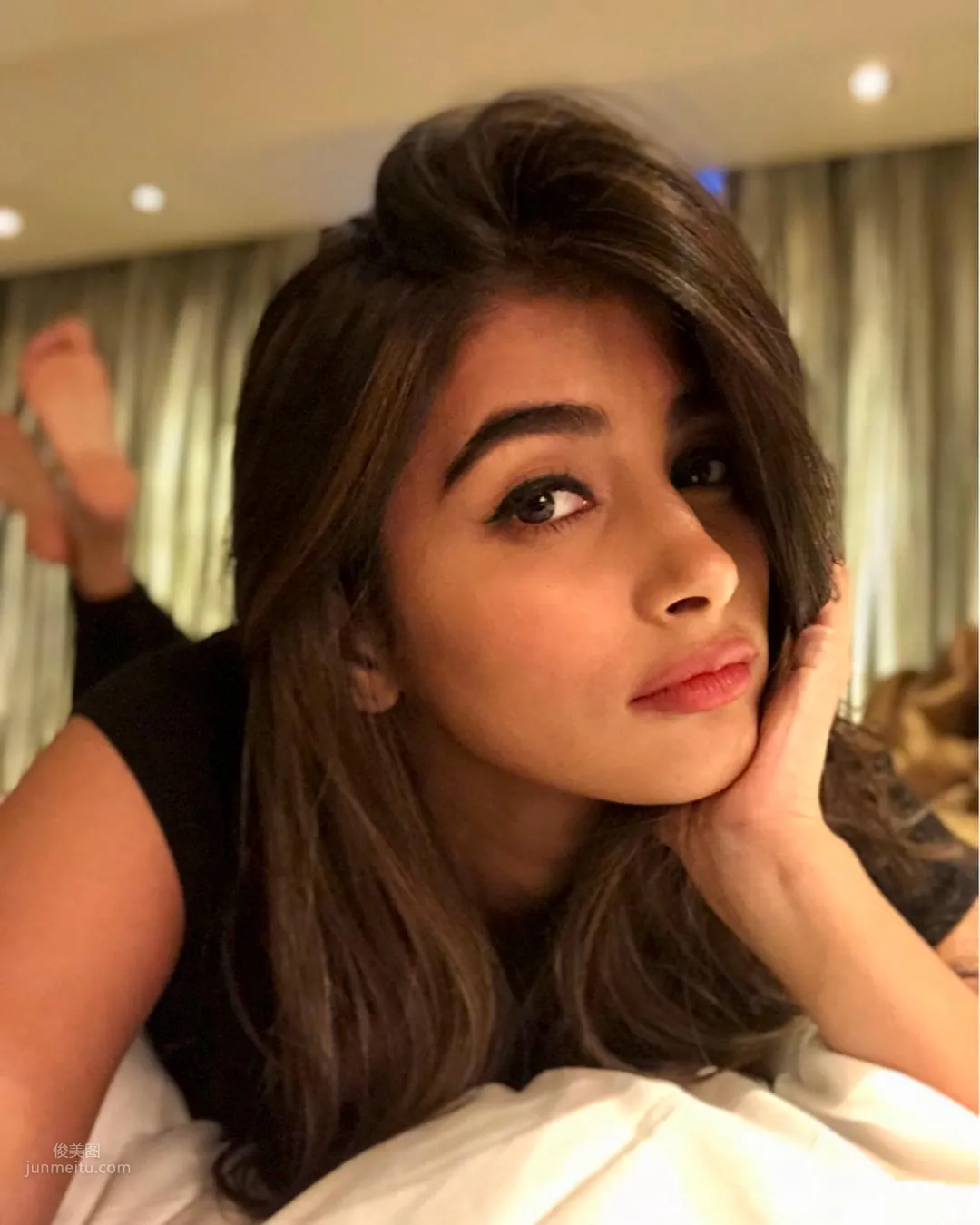 Pooja Hegde- 印度美人顔值氣質好 4