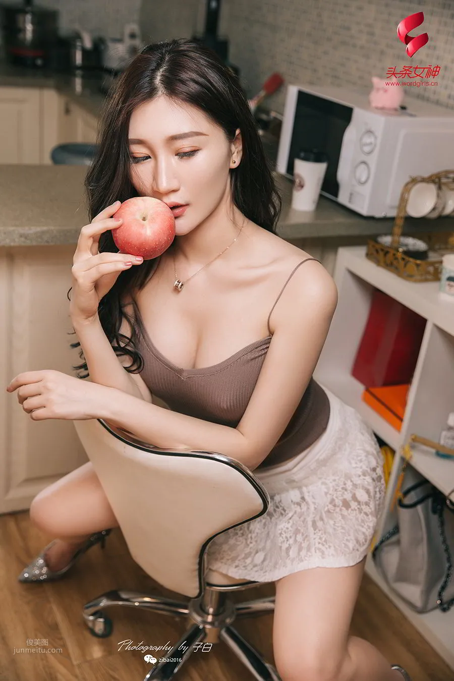 玄子- [TouTiao頭條女神] 2019-04-05 盛夏未至 3