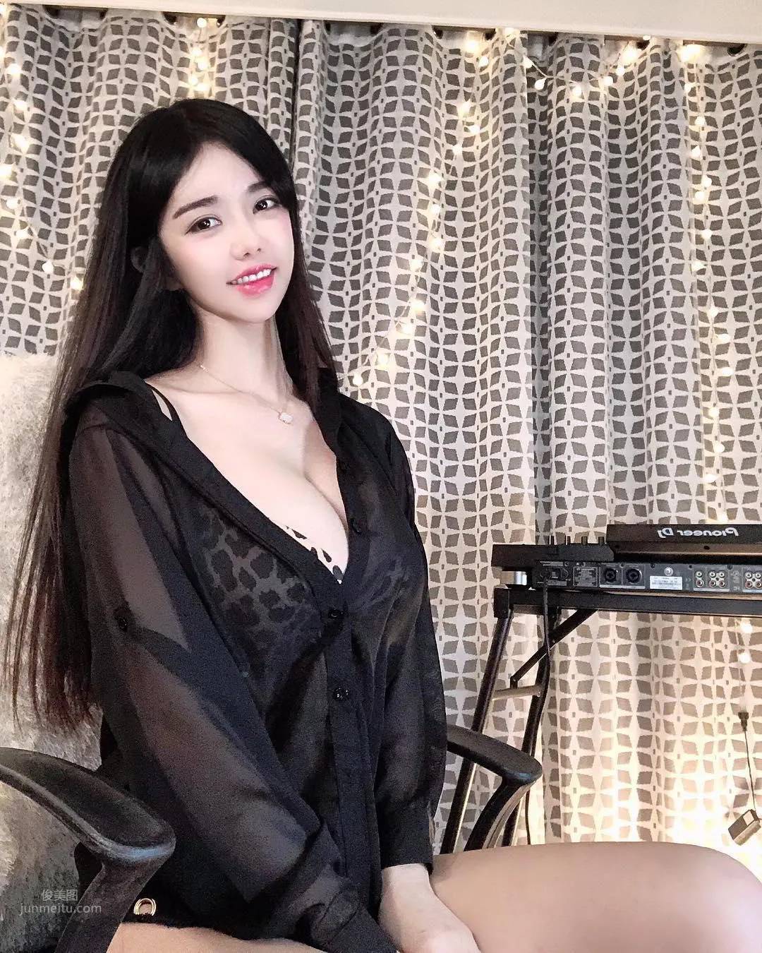 南韩梦幻女神李秀彬 炸裂身材视觉冲击力_43