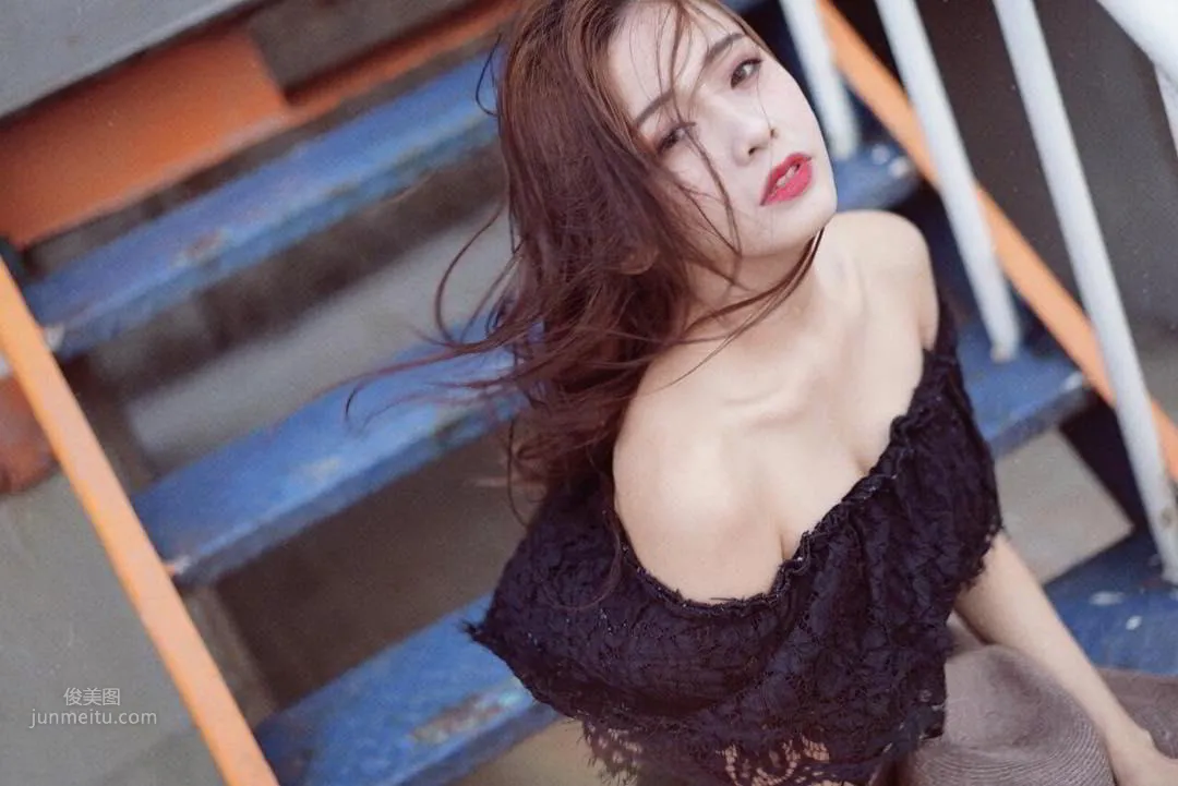 红豆饼女神萧卉君，气质美若天仙，惊现爆好身材_11