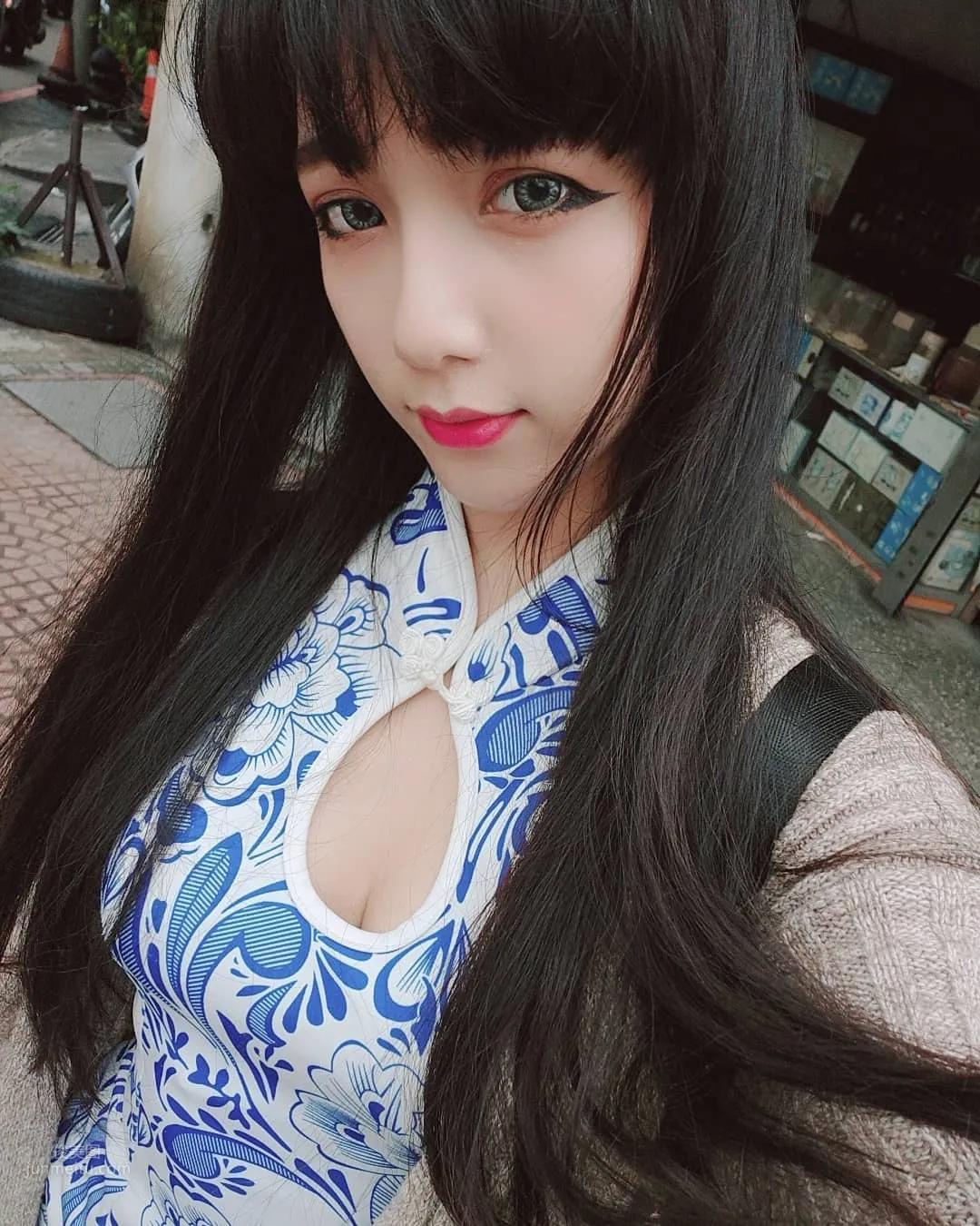 辣度破表！暗黑系美人「MI美伊」私房照 24
