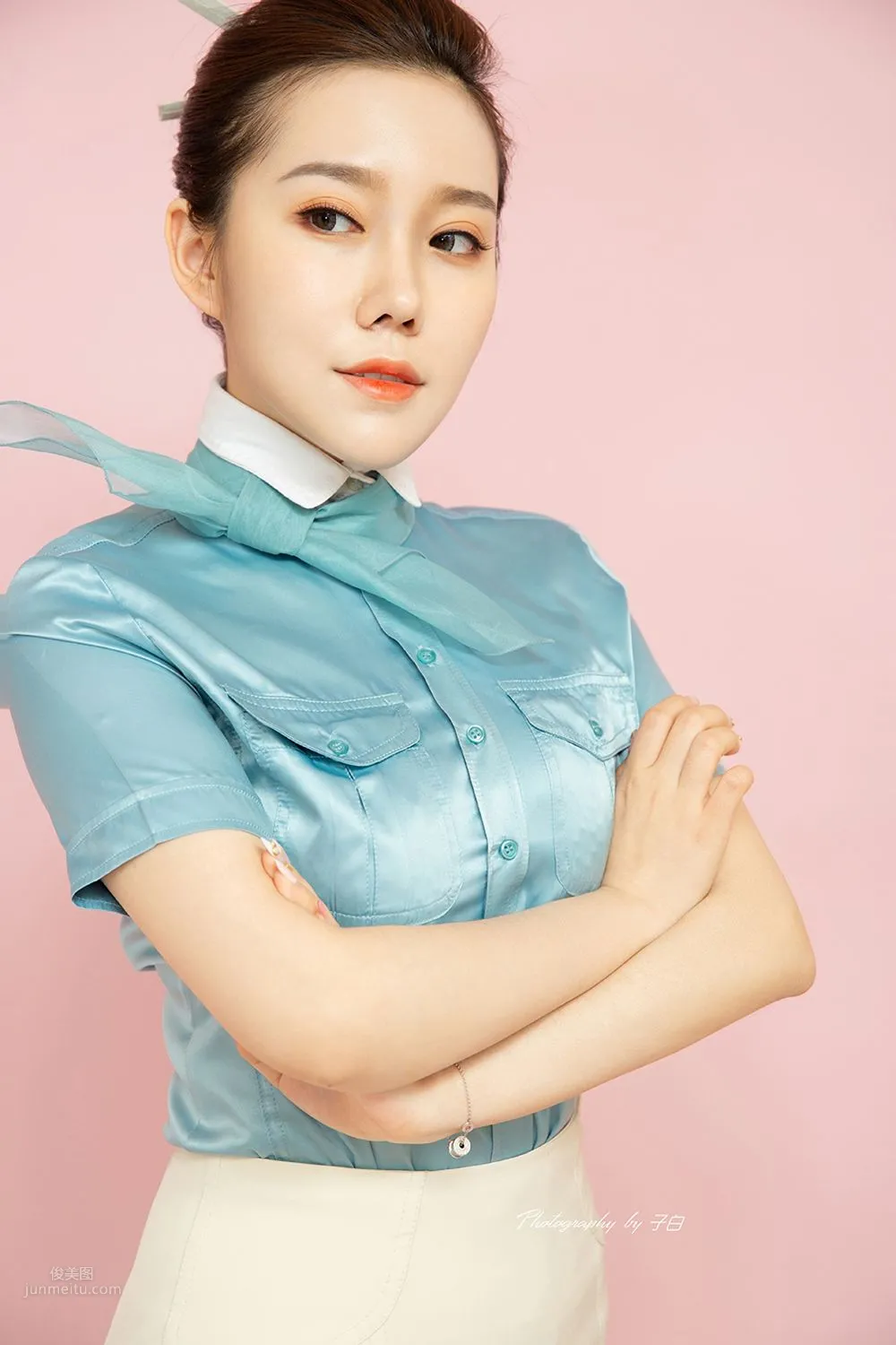 [TouTiao頭條女神] 2019-04-01 COS大韓航空空姐 24