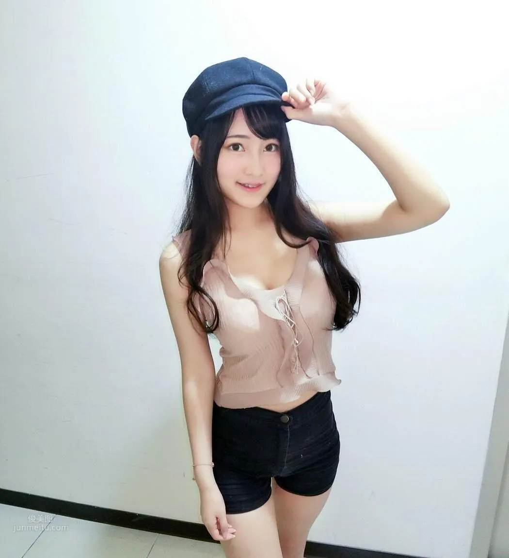 鄰家女孩依梨 不小心曝光神秘地帶 9