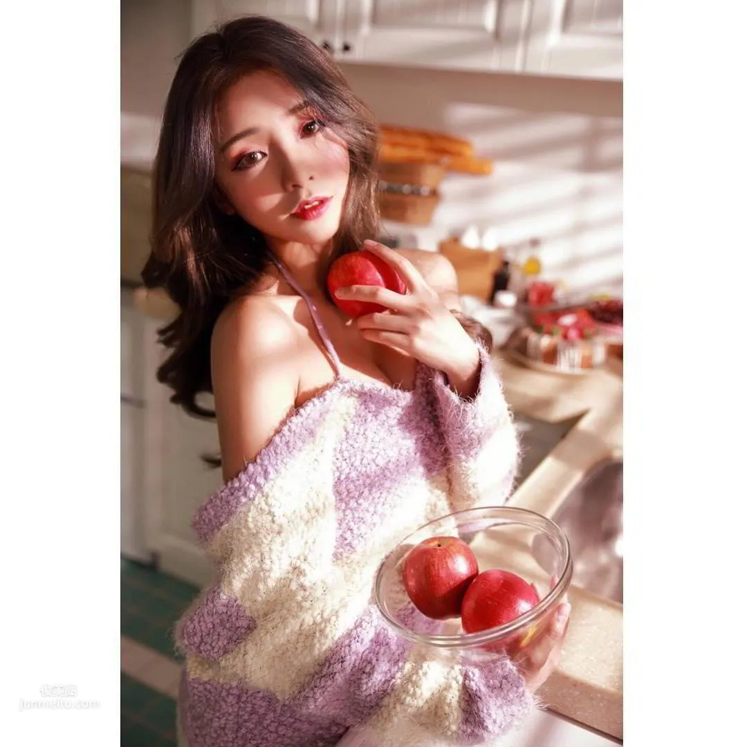 红豆饼女神萧卉君，气质美若天仙，惊现爆好身材_21