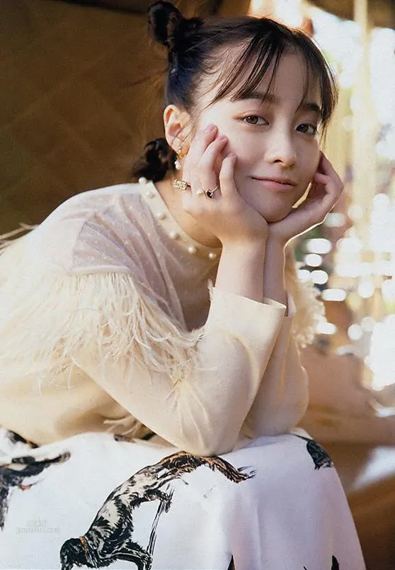 橋本環奈, Hashimoto Kanna - Young Magazine, Big Comic Spirits, 2019 11