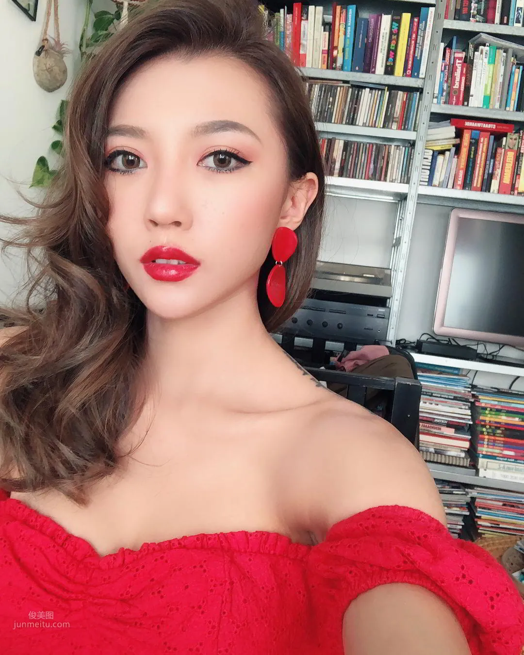 福本慶子Keiko Yen - 火辣女公關 11