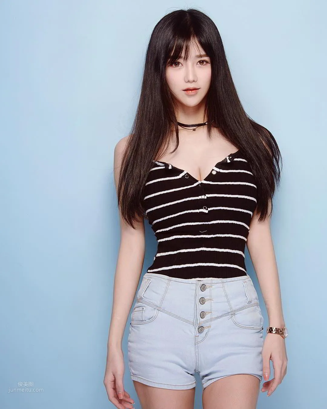 南韩梦幻女神李秀彬 炸裂身材视觉冲击力_60