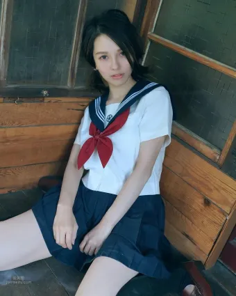 古榕榕- 中俄混血美模「奶爆青筋」辣到發火