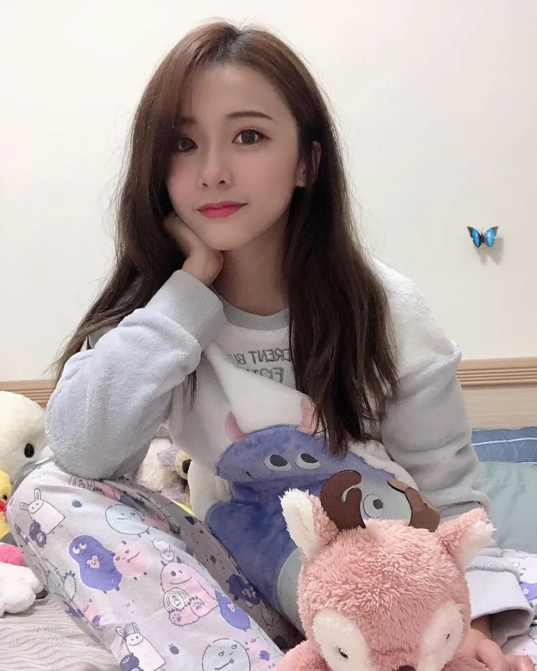 红豆饼女神萧卉君，气质美若天仙，惊现爆好身材_9