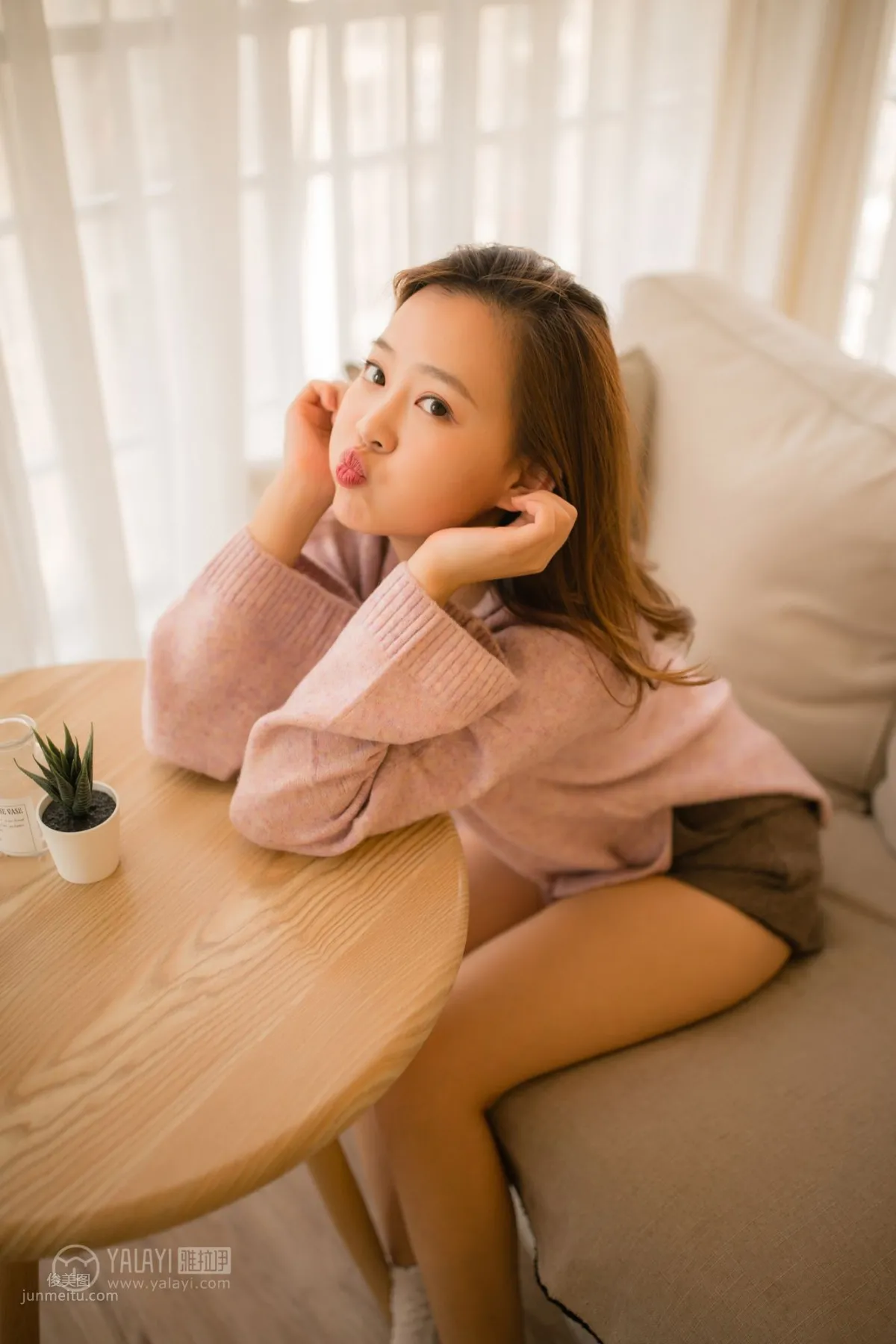 [YALAYI雅拉伊] 2018.12.27 No.152 親愛的同居女友 張雨青 24