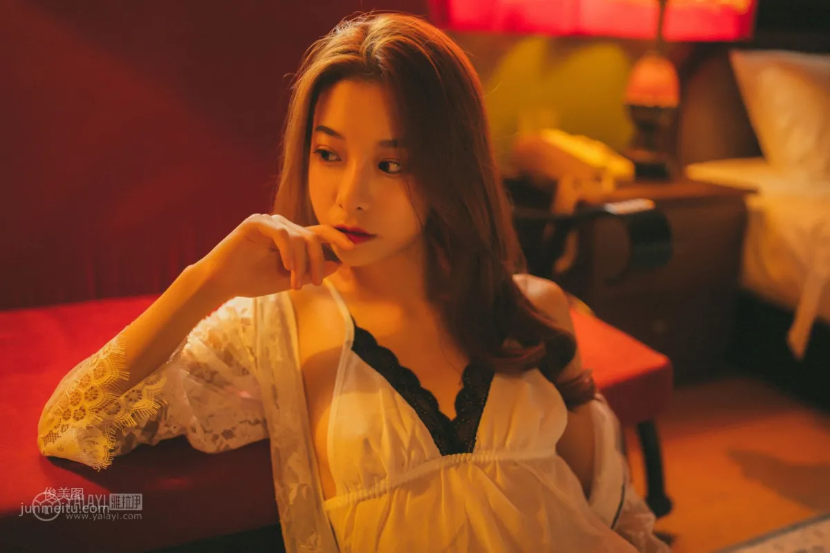 [YALAYI雅拉伊] 2018.11.06 No.116 我在等你 倩微微 17