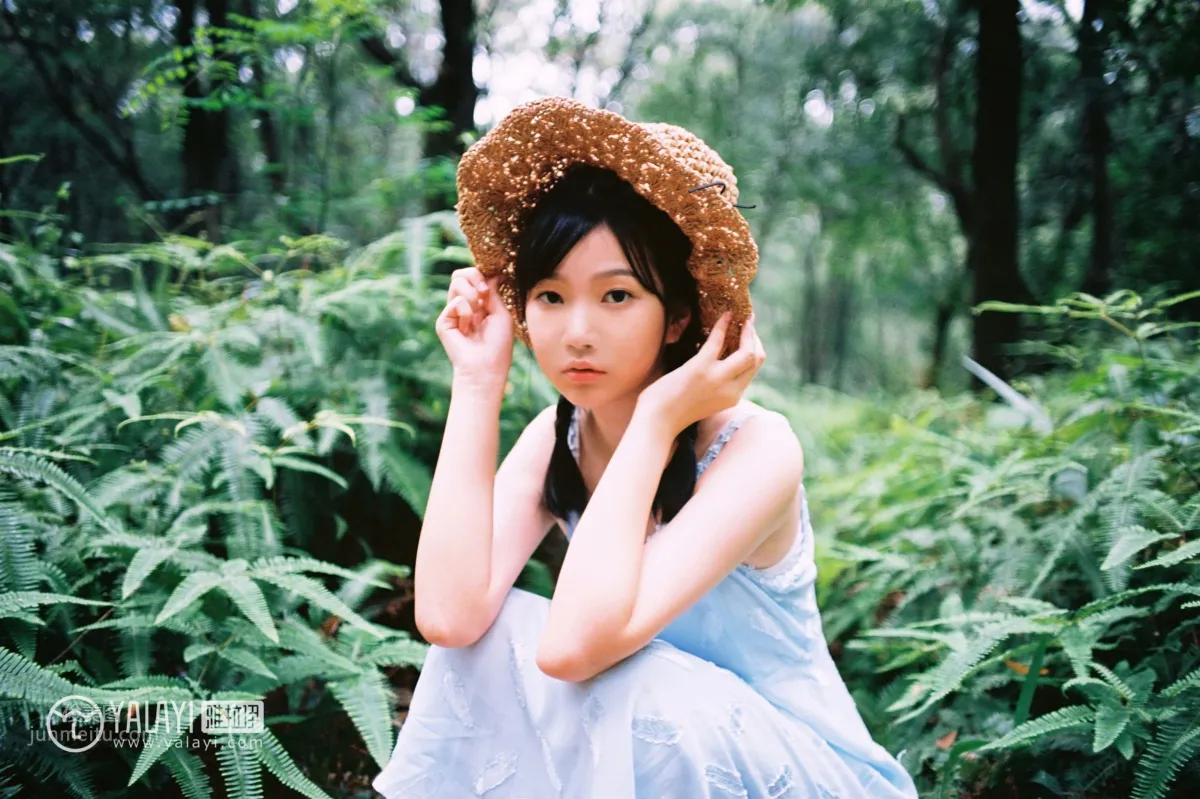 [YALAYI雅拉伊] 2019.02.28 No.082 綠喜青花 Doubleyu 5