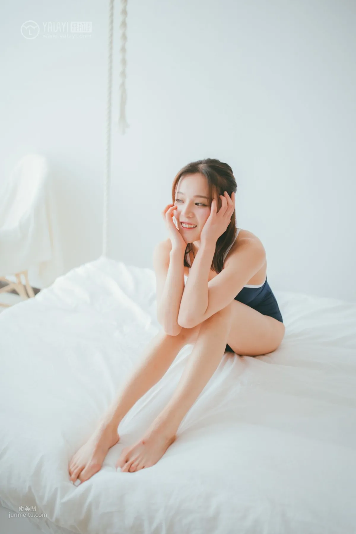 [YALAYI雅拉伊] 2019.03.26 No.119 糖味 牵着猫的妹子_7