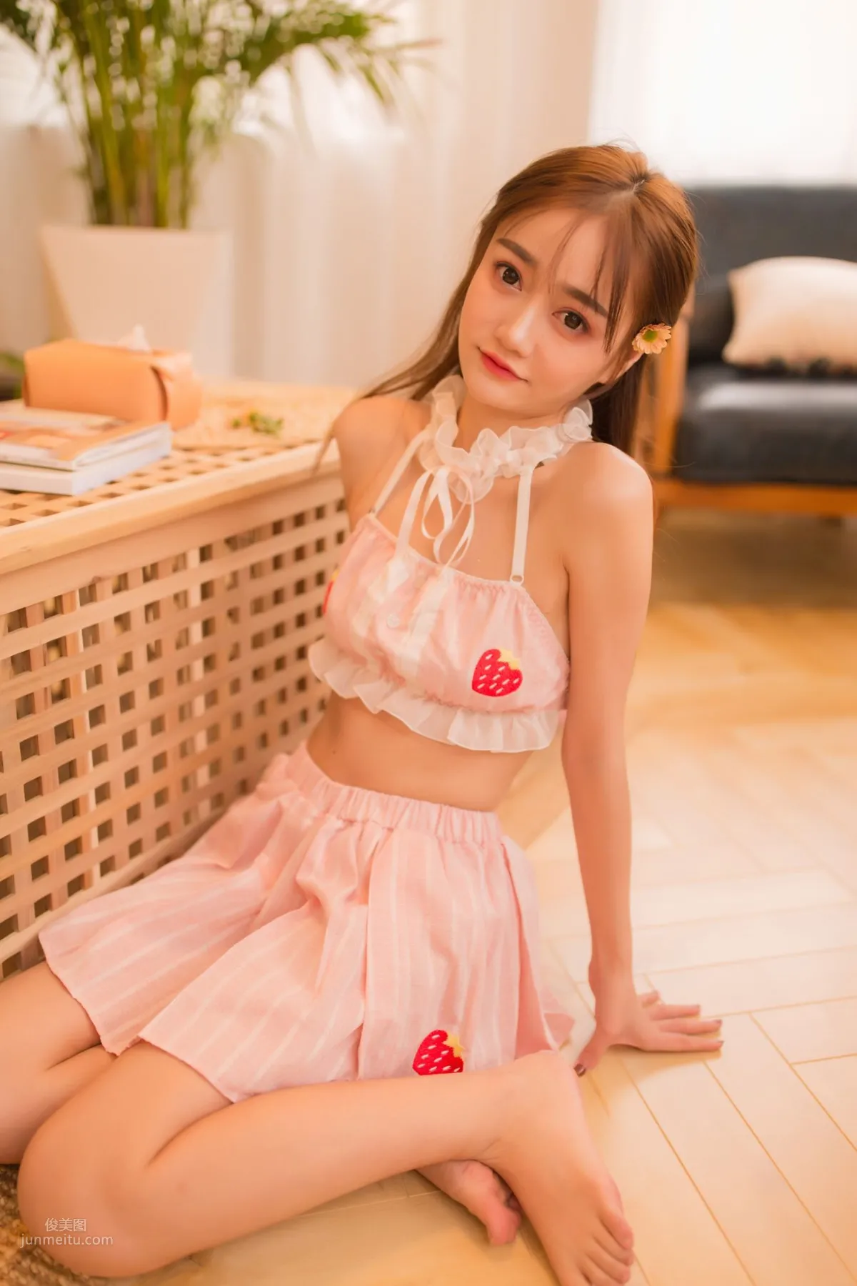 [YALAYI雅拉伊]2018.11.22 No.128 港女 李詩雨 2
