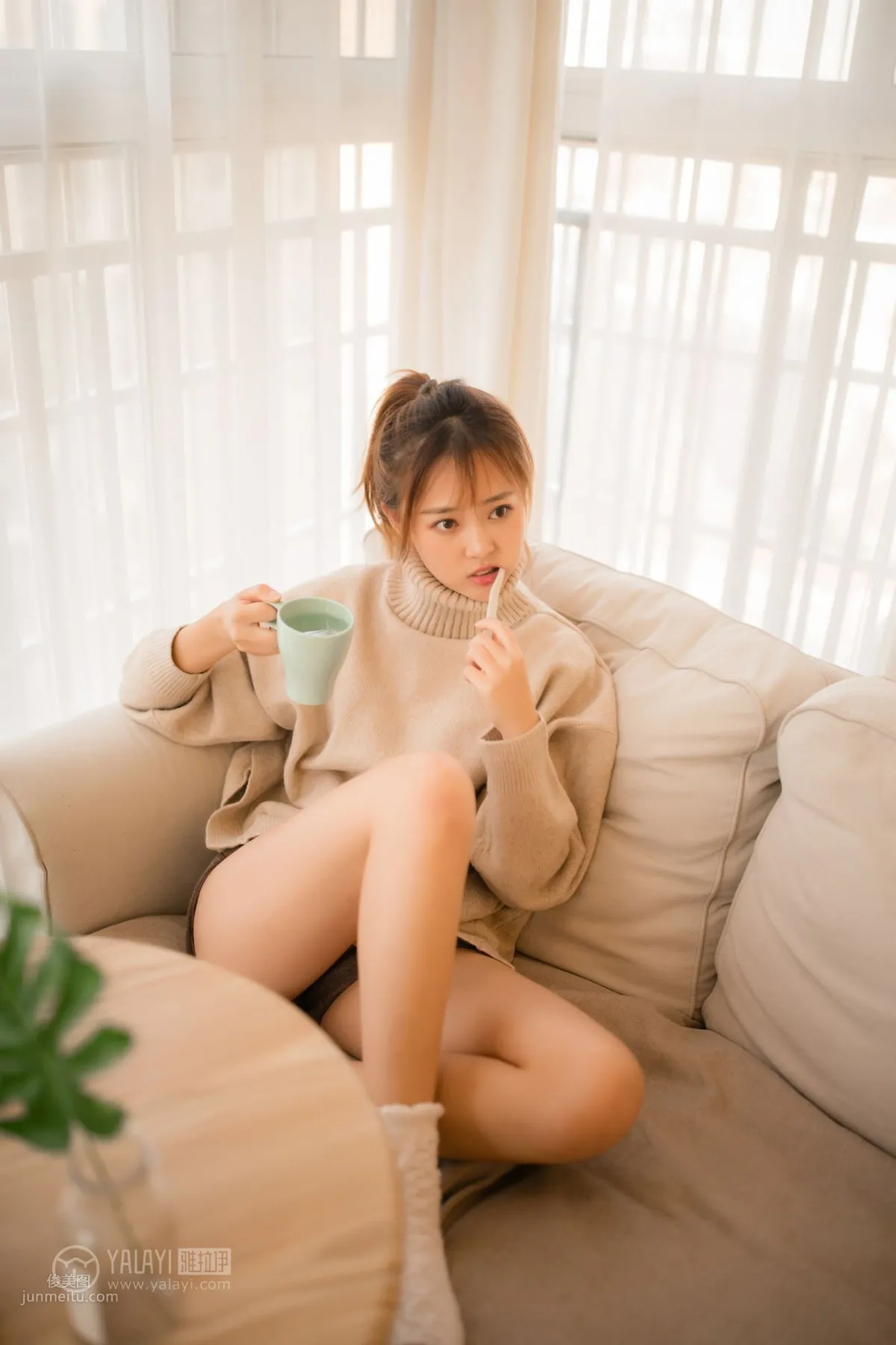 [YALAYI雅拉伊] 2018.12.27 No.152 親愛的同居女友 張雨青 38