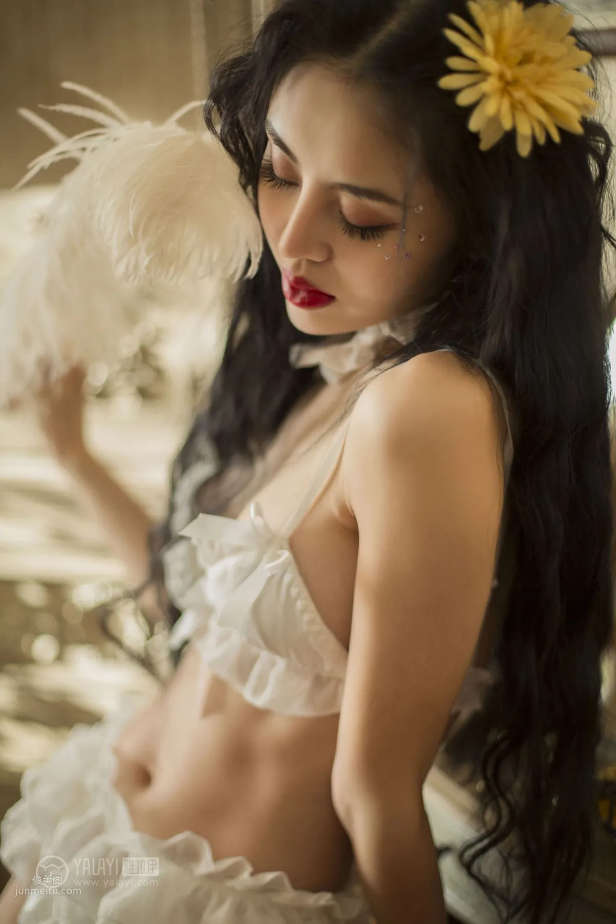 [YALAYI]雅拉伊 2018.12.25 No.154 聖誕女皇 涼兒 17