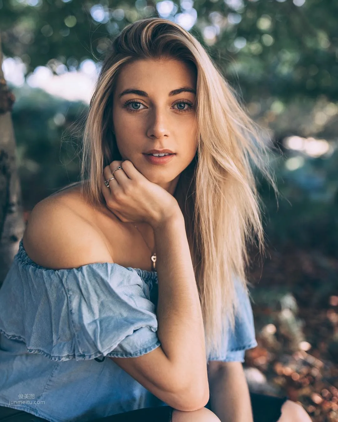 Ella Parsons- 氣質正妹「甜美笑容」讓人嘴角不自覺上揚 9