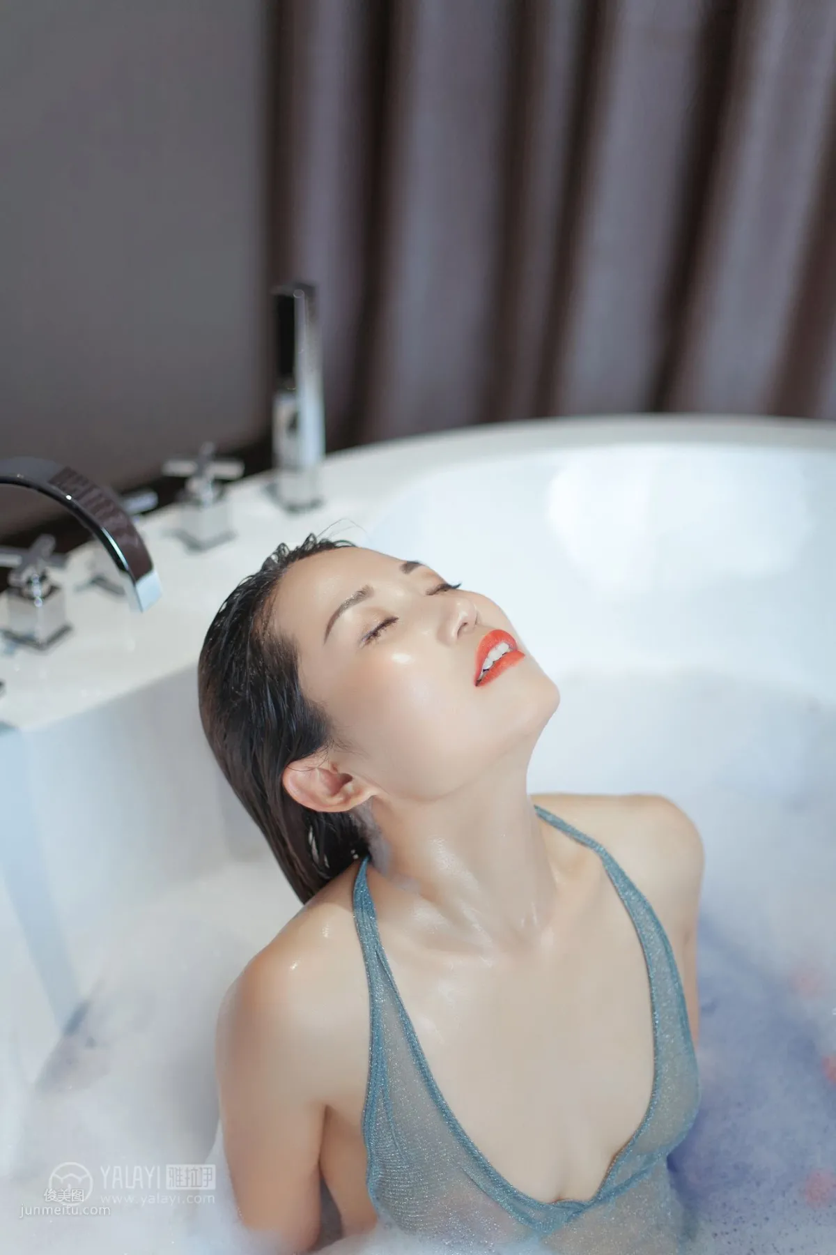 [YALAYI雅拉伊]2018.12.14 No.144 浴濕不挂 嫣然 36