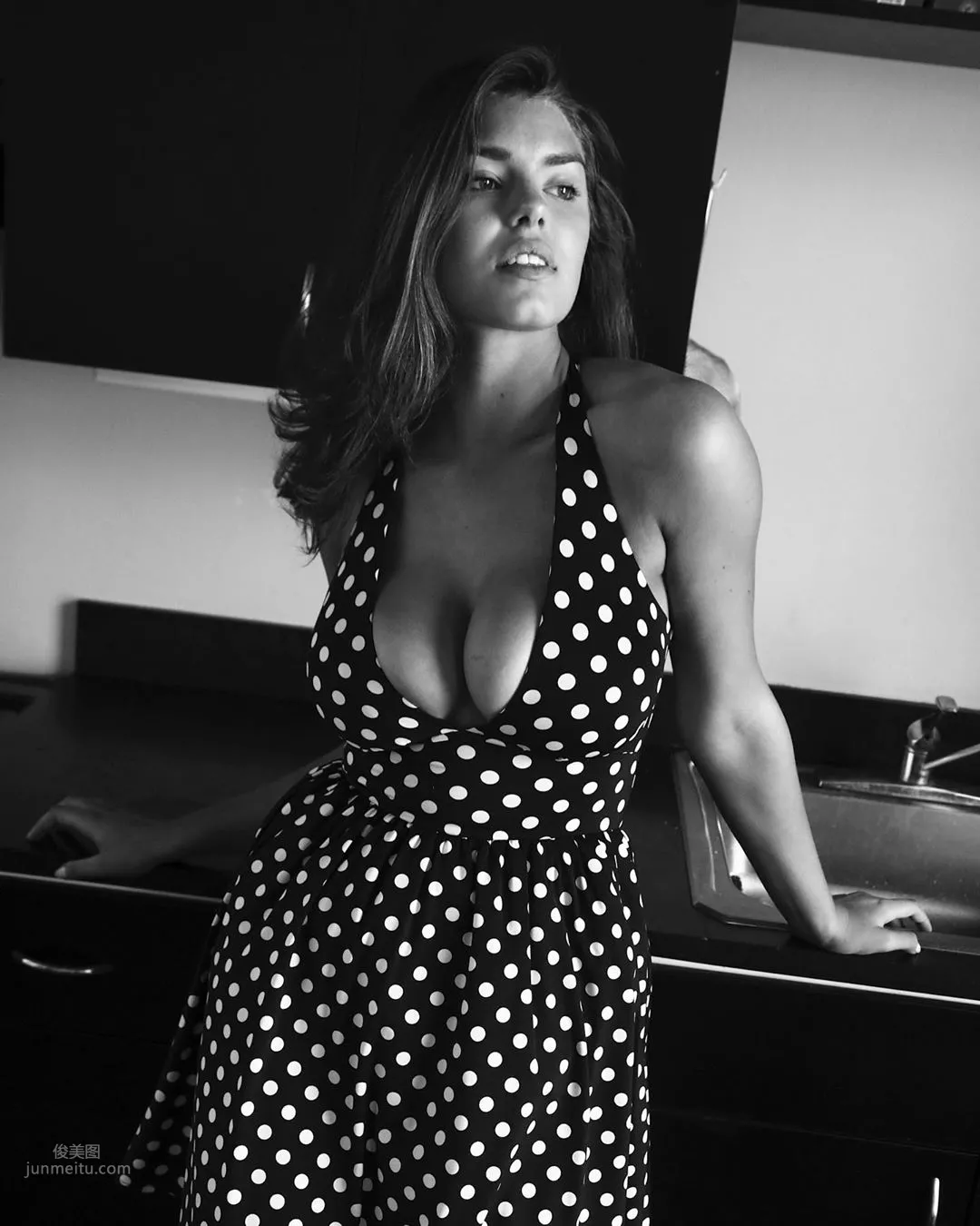 Lauren Searle- 澳洲模特知性美女 36