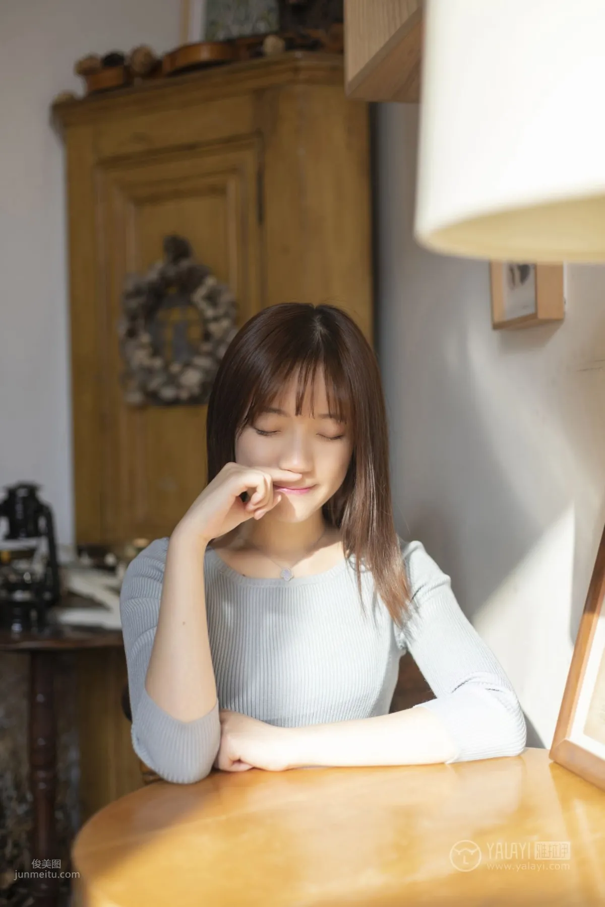 [YALAYI雅拉伊] 2019.04.19 No.249 看着你玩 劉開心 5