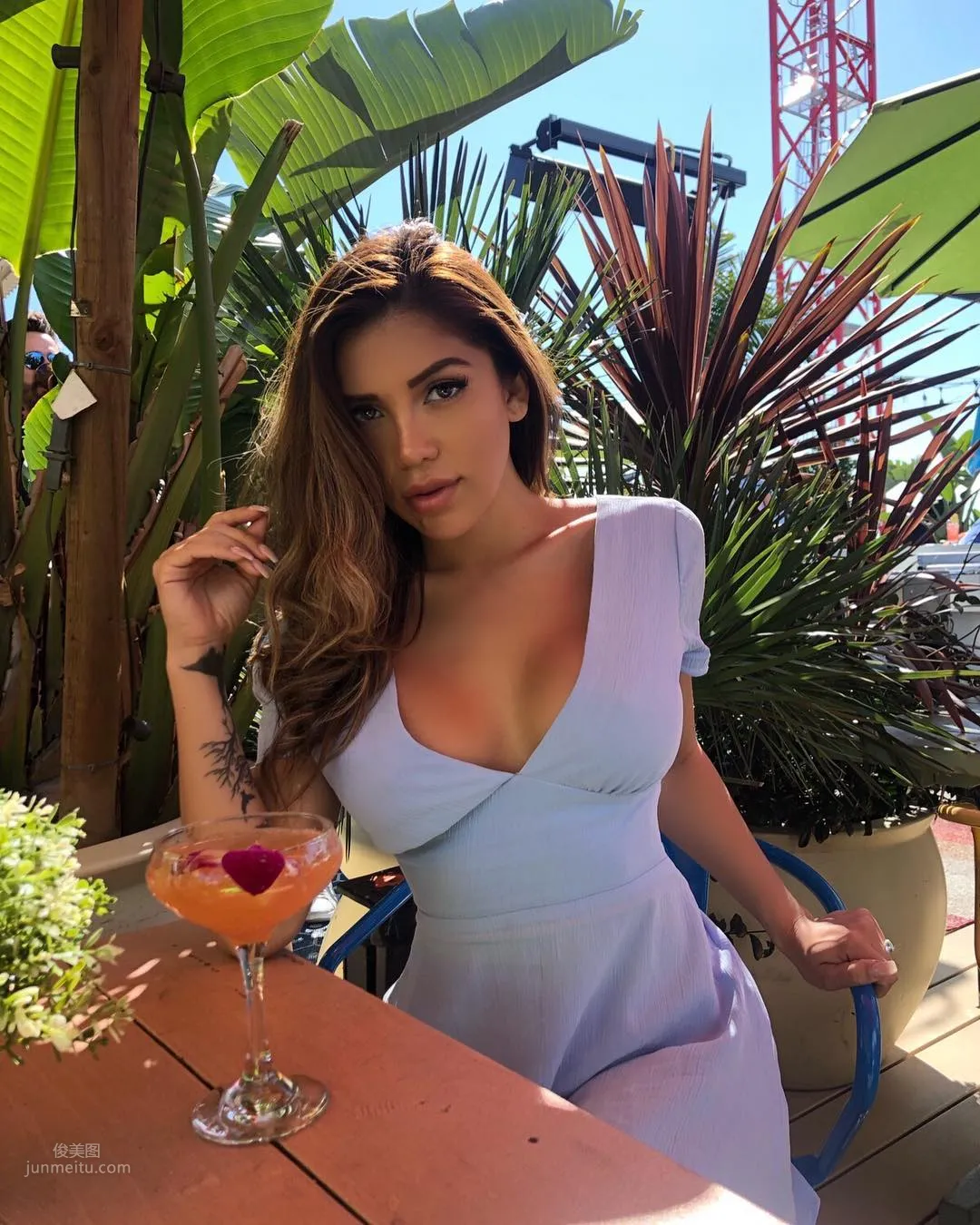 Alyshia Barragan- 哥倫比亞與墨西哥混血兒 9