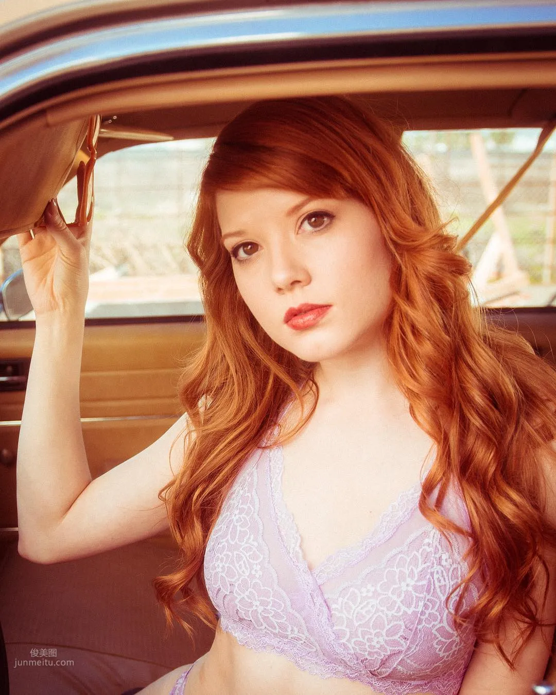 Amber Rose McConnell- 異國美女攝影師 17