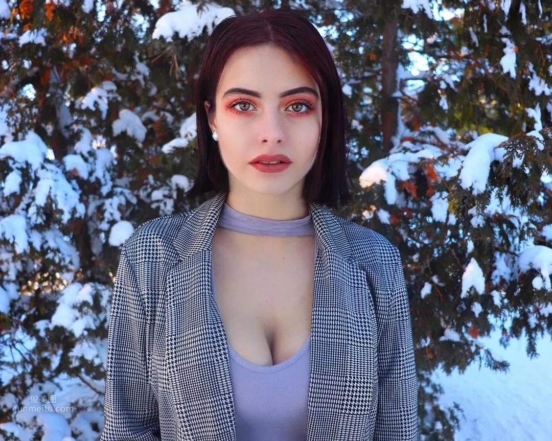 Julia Burch- 加拿大孿生姐妹花 6