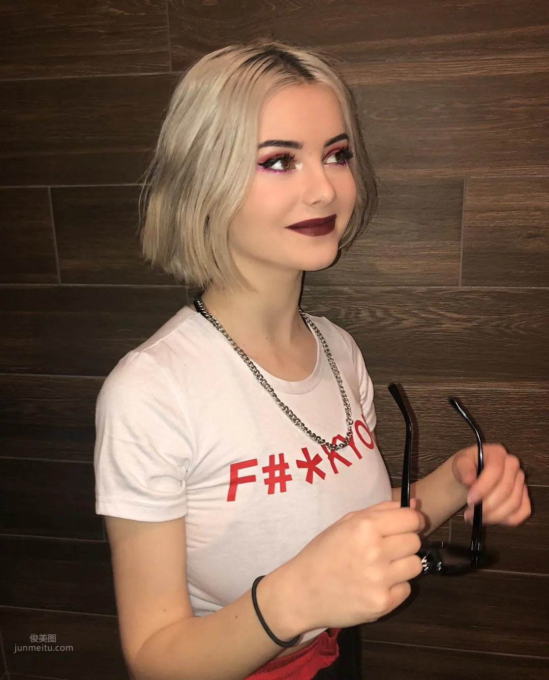 Lauren Burch- 加拿大孿生姐妹花 3