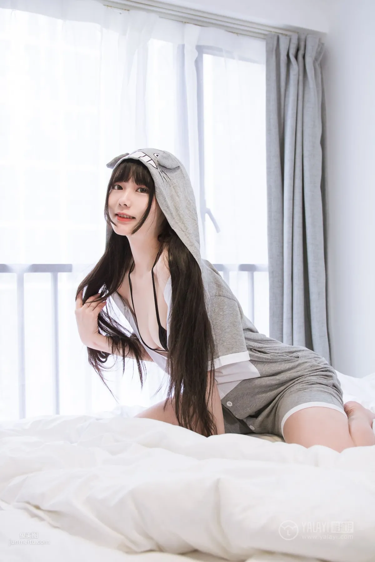 [YALAYI雅拉伊] 2019.03.02 No.201 龍貓睡衣 小琉 12