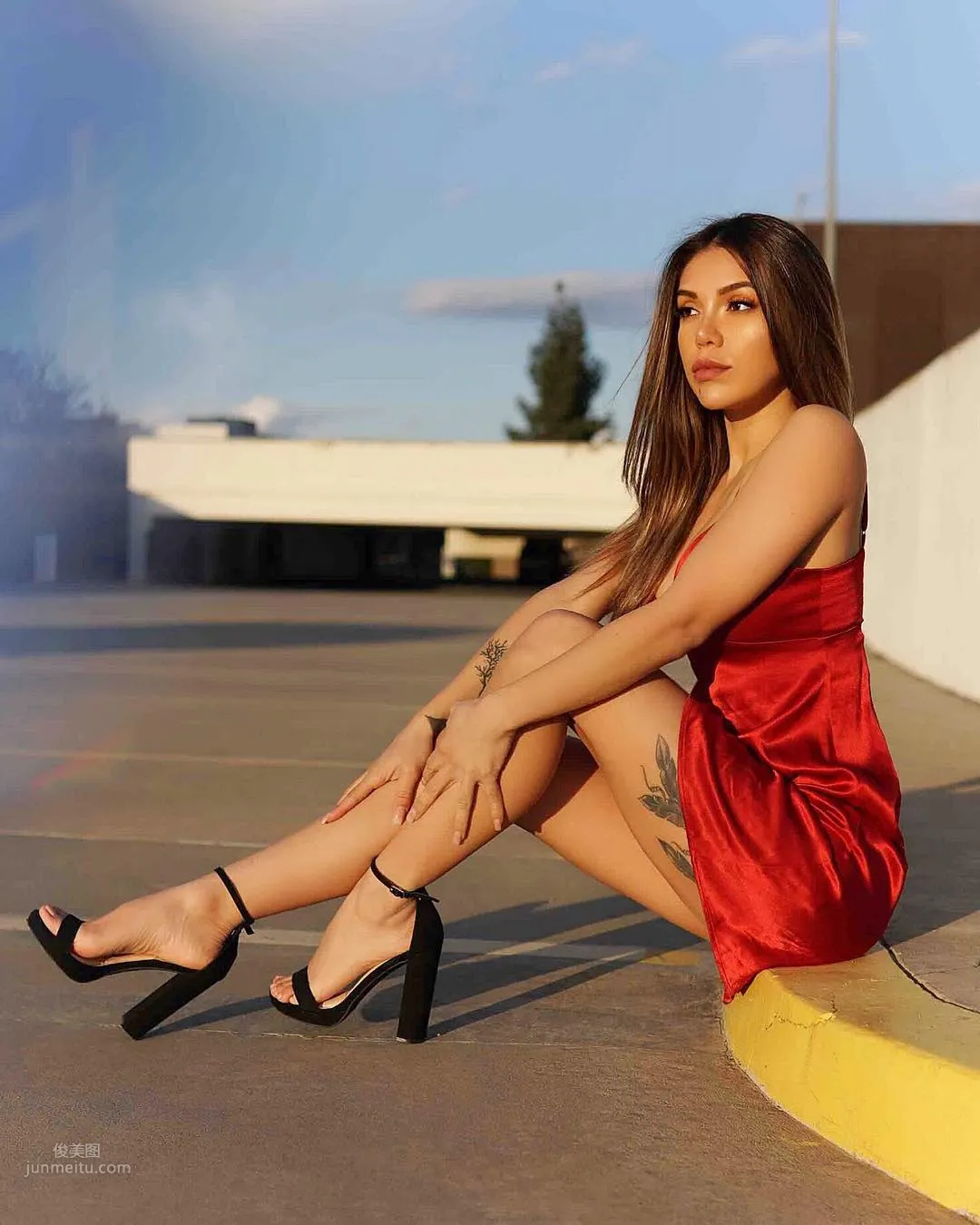 Alyshia Barragan- 哥倫比亞與墨西哥混血兒 7