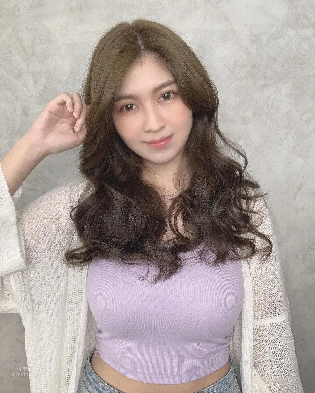 大馬正妹李藹蔚泳裝照，爆好身材震驚網友 12