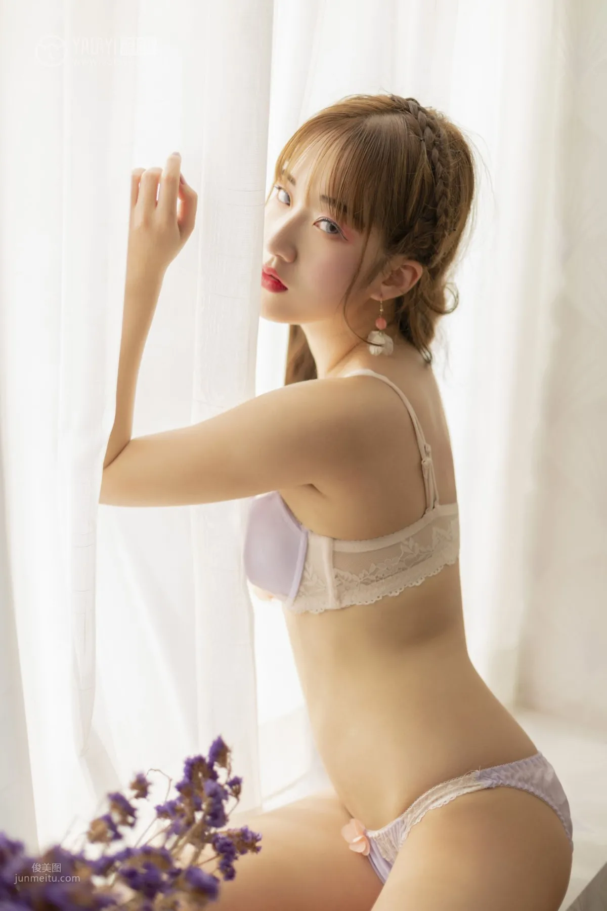 [YALAYI雅拉伊] 2019.04.29 No.261 自畫像 顧盼兮 8