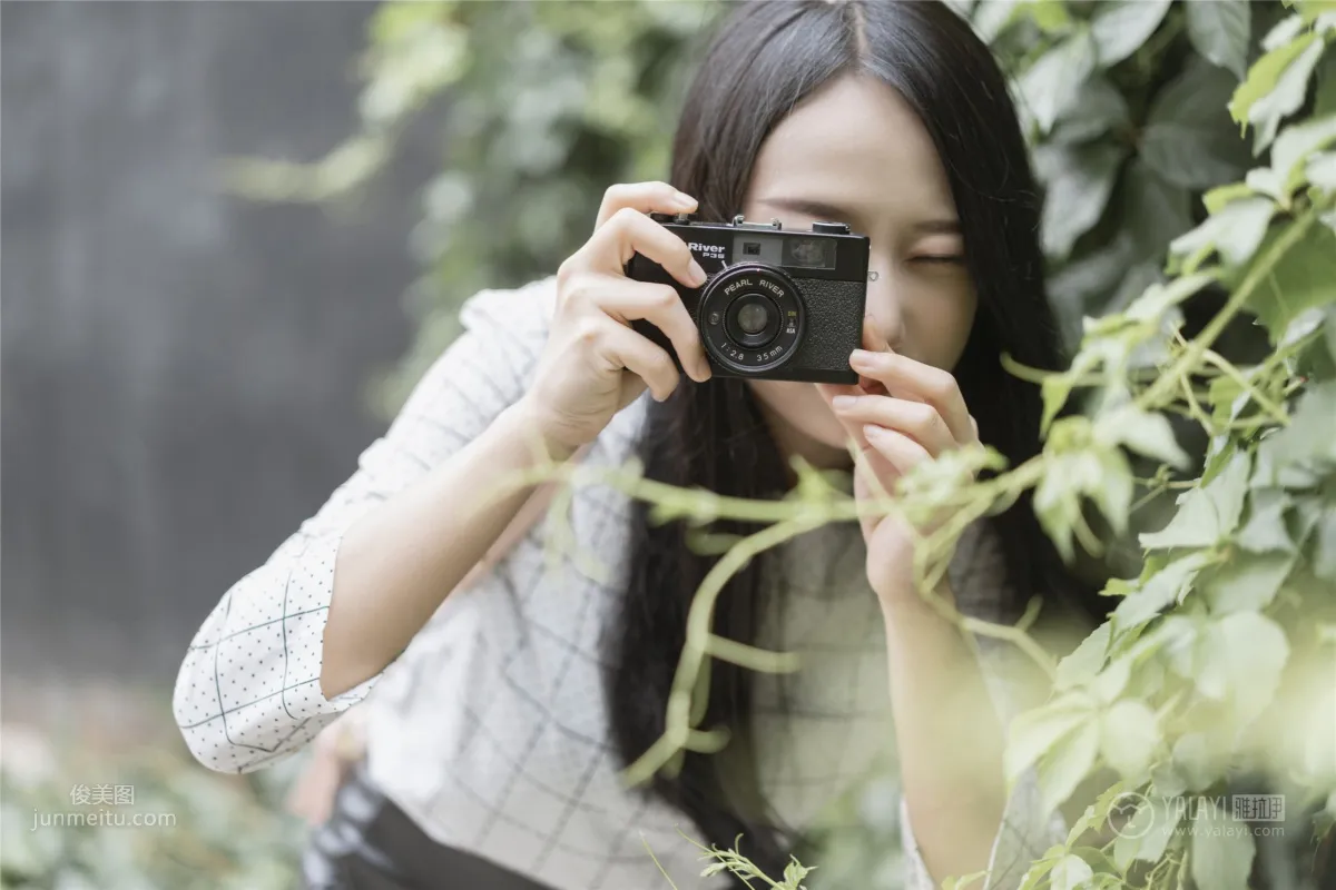 [YALAYI雅拉伊] 2019.06.28 Vol.322 女白領的私生活 何嘉穎 30