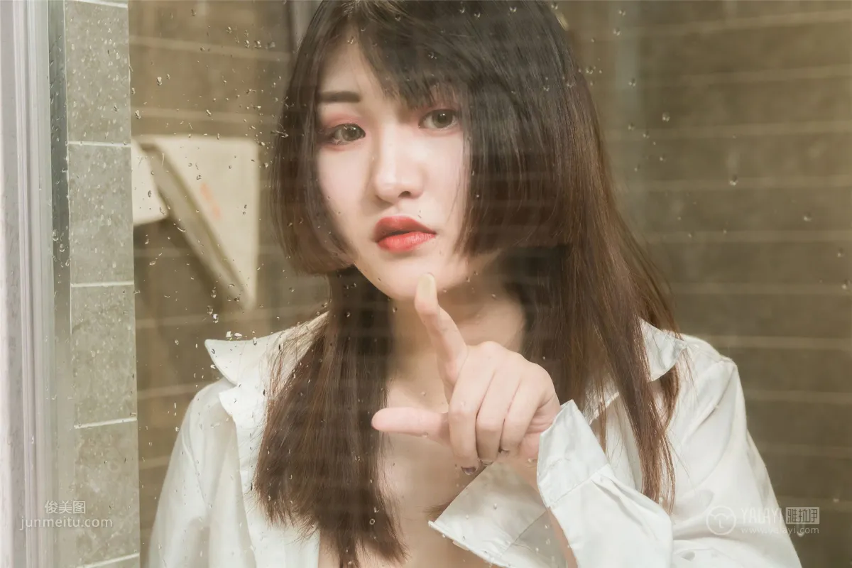 [YALAYI雅拉伊]2019.03.22 Vol.221 極品秘書 嬌子 33