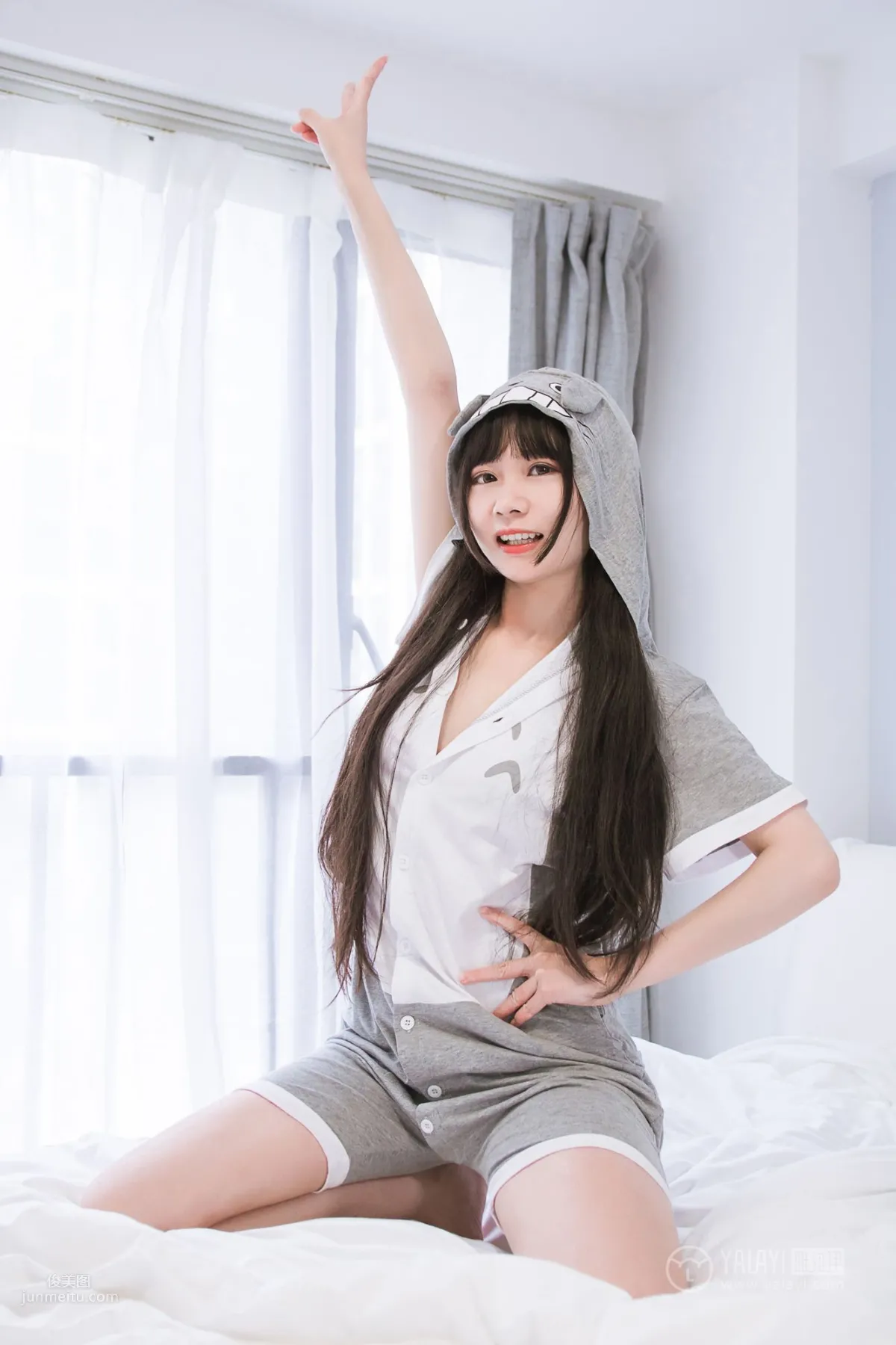 [YALAYI雅拉伊] 2019.03.02 No.201 龍貓睡衣 小琉 11