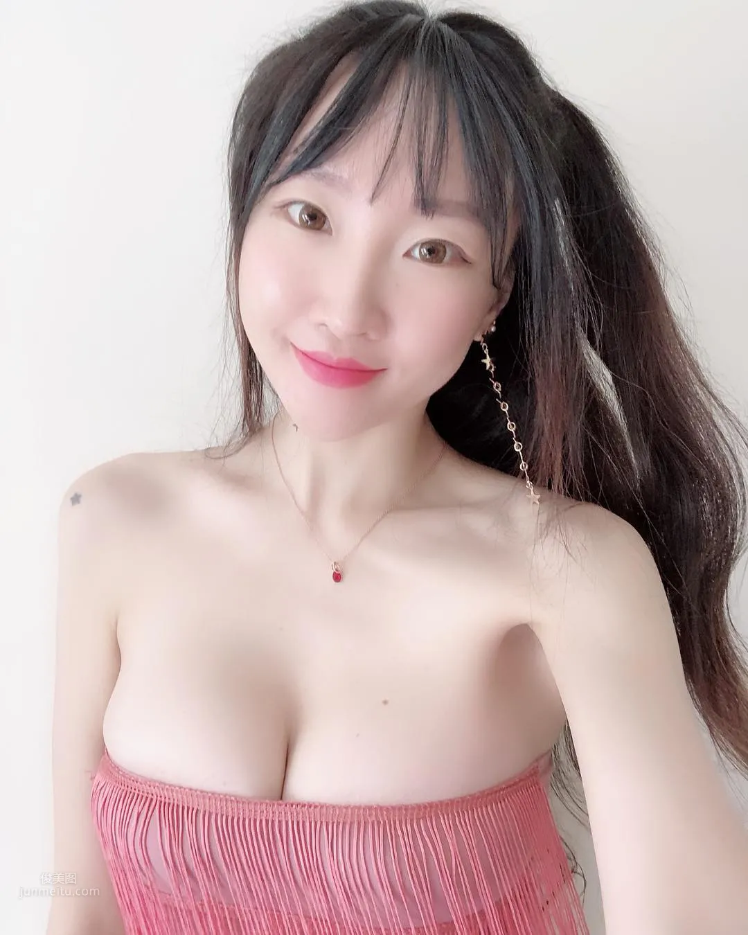 韓國正妹Nahna，泳衣被割破了 8