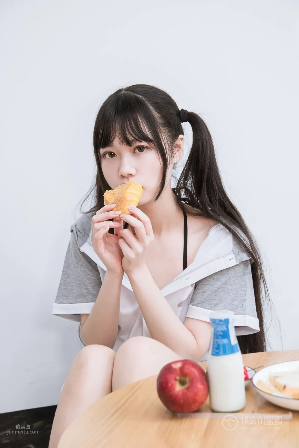 [YALAYI雅拉伊] 2019.03.02 No.201 龍貓睡衣 小琉 21