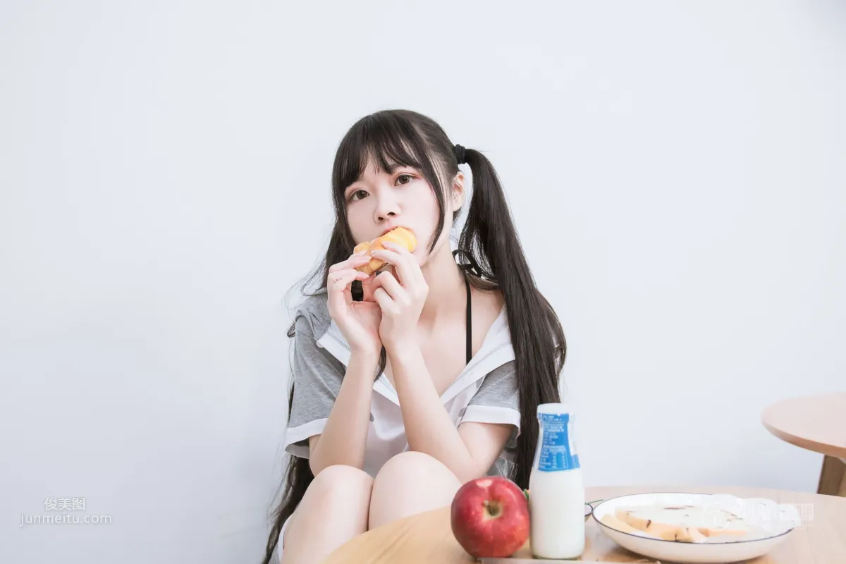 [YALAYI雅拉伊] 2019.03.02 No.201 龍貓睡衣 小琉 20