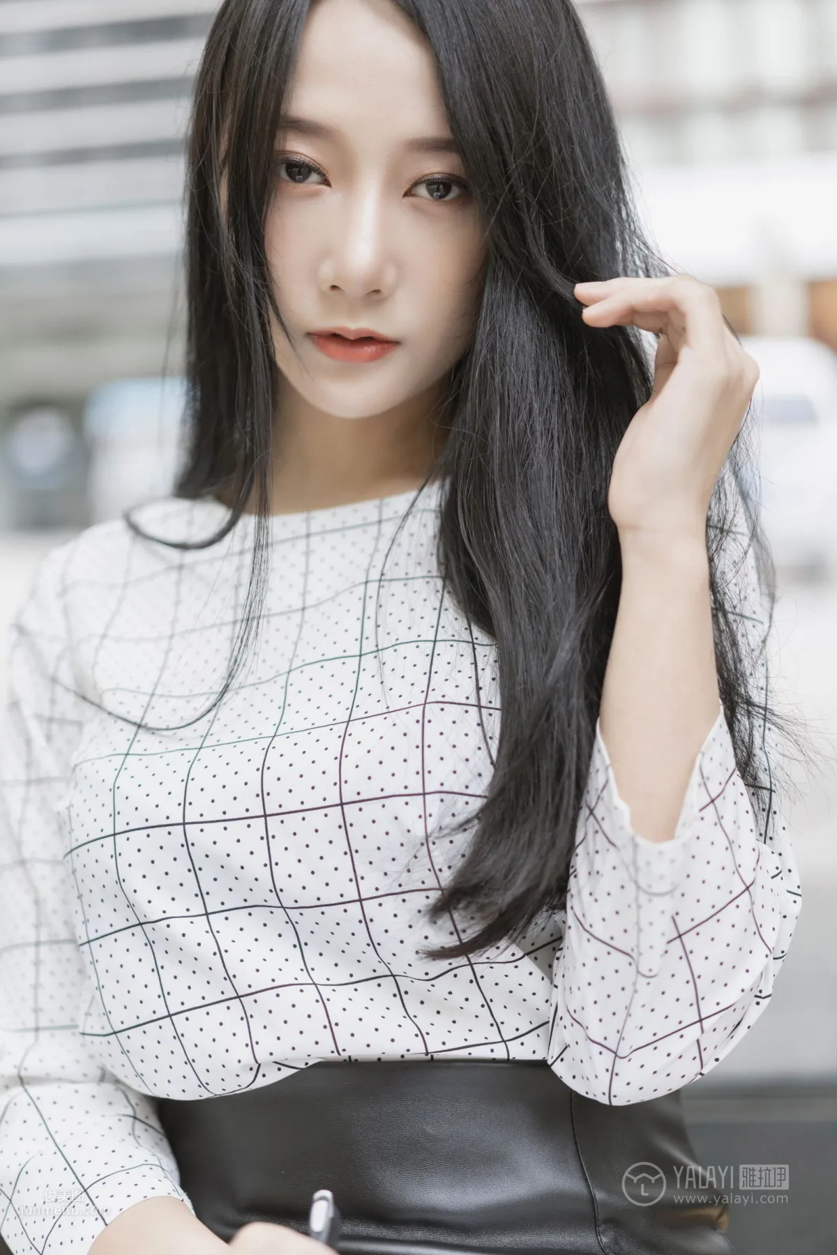 [YALAYI雅拉伊] 2019.06.28 Vol.322 女白領的私生活1 何嘉穎 17