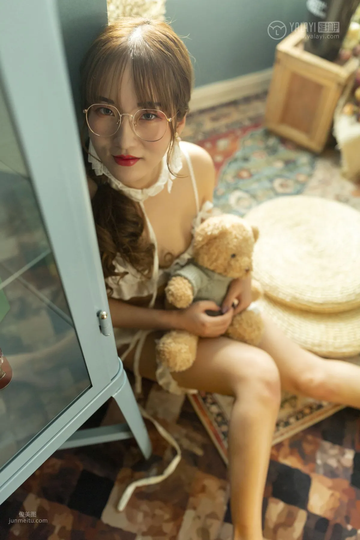 [YALAYI雅拉伊] 2019.06.04 No.298 老師的假日 顧盼兮 12