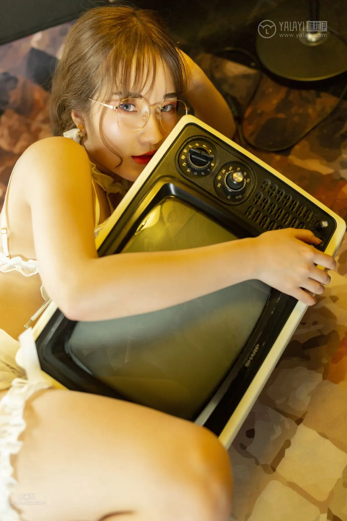 [YALAYI雅拉伊] 2019.06.04 No.298 老師的假日 顧盼兮 21