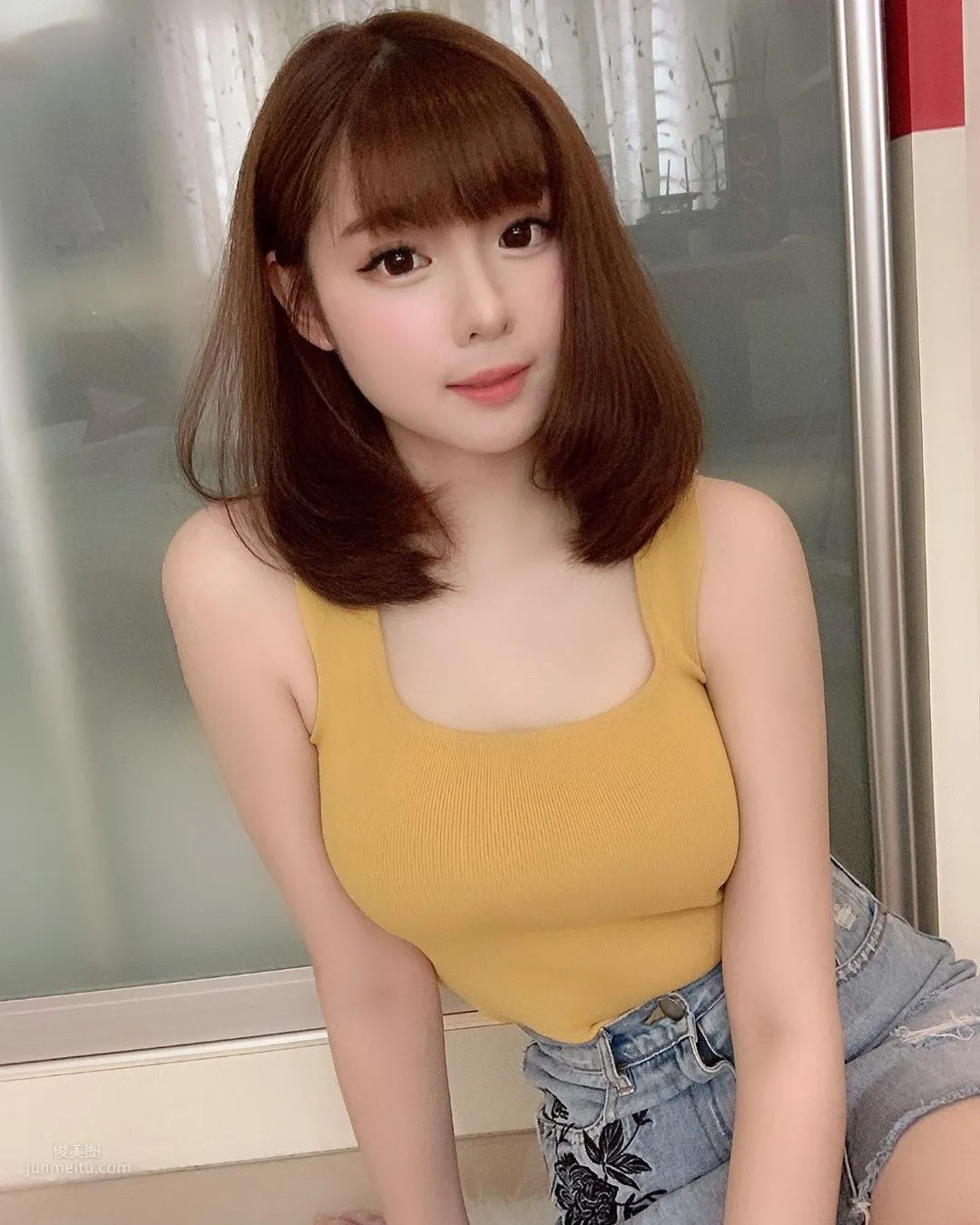 言情小说般梦幻！大马童颜妹「Amy香儿」傲人上围藏不住_12