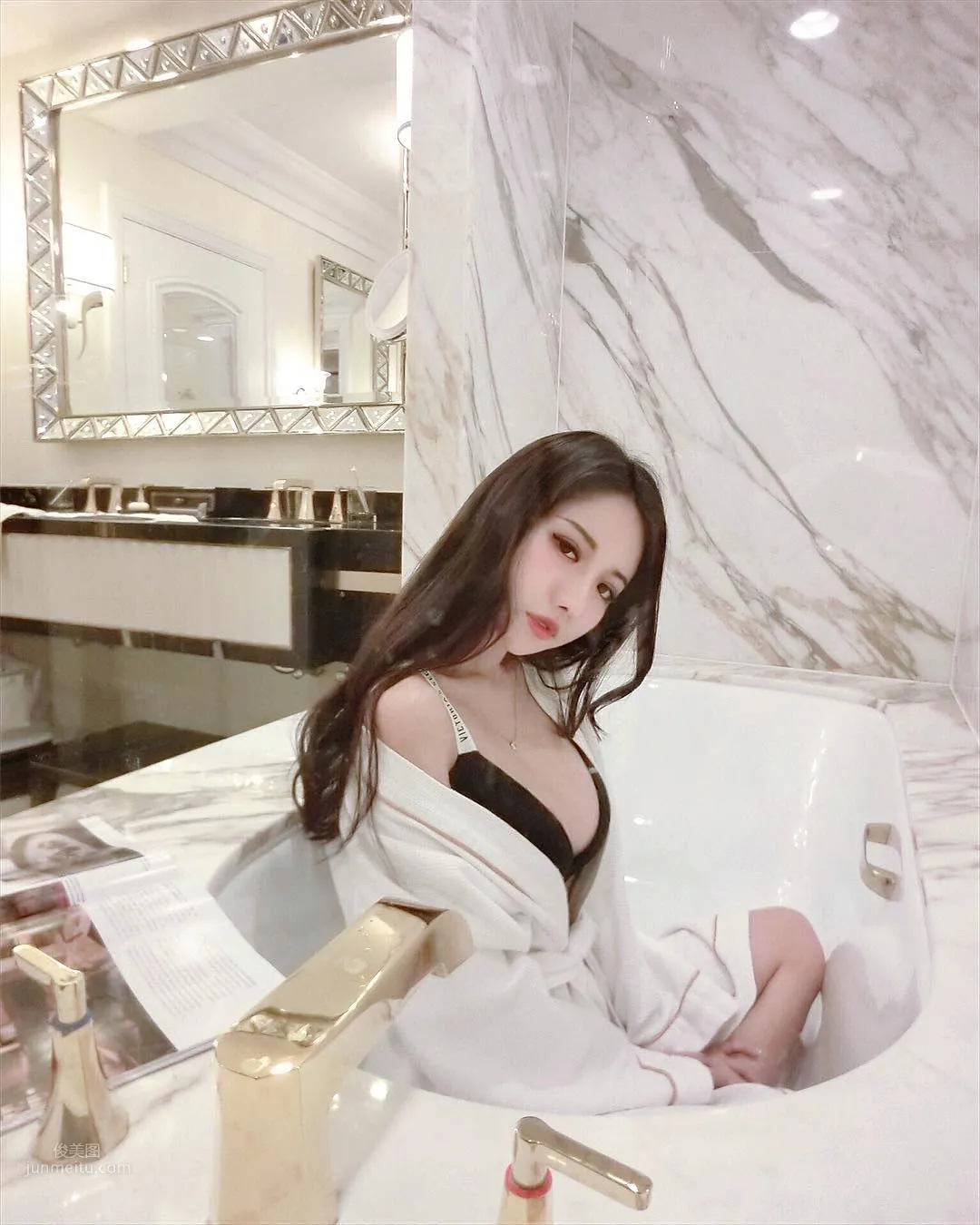 台湾正妹张瑜庭 沙滩比基尼度假_4