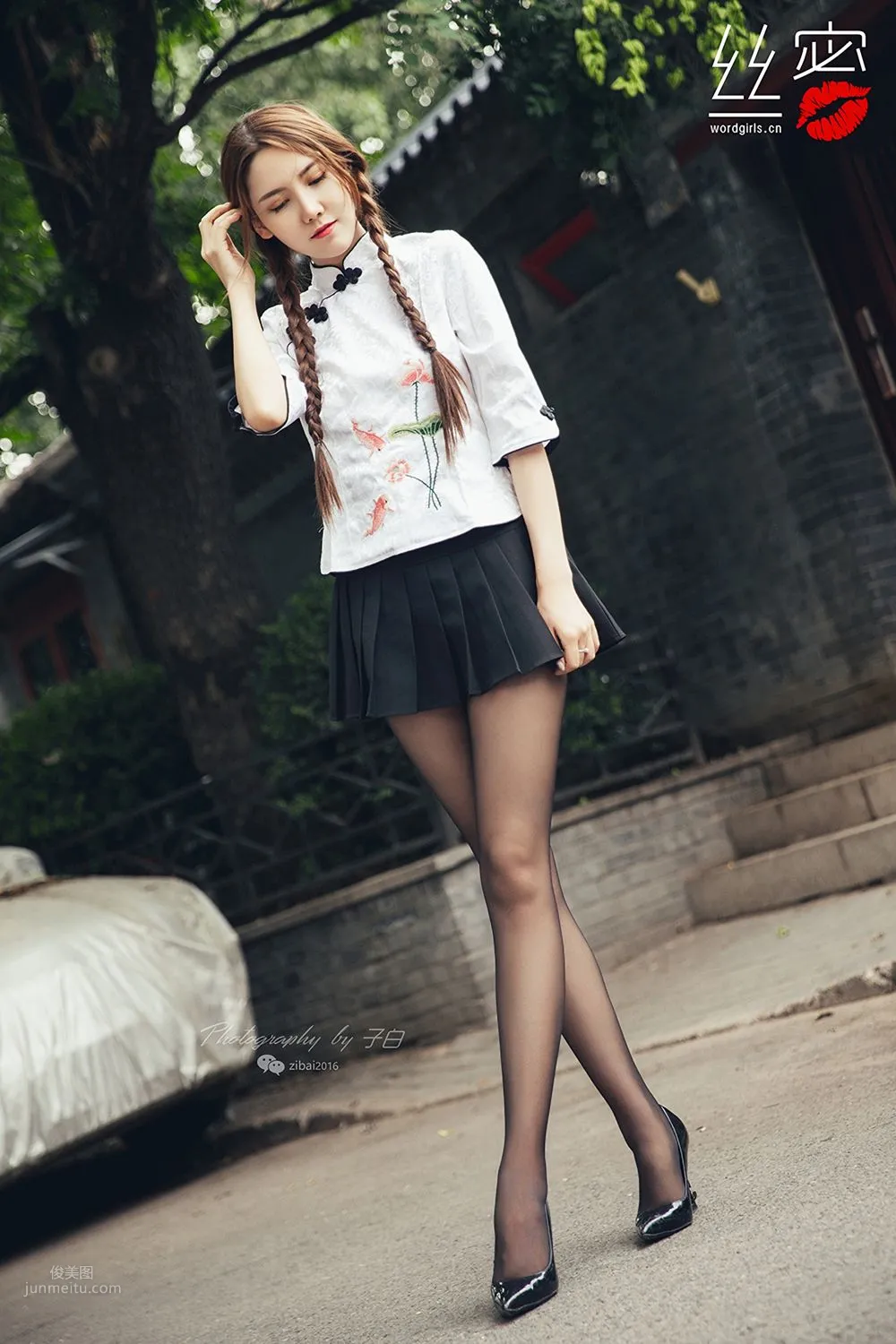 [TouTiao頭條女神] 胡同裡的黑絲小妞 莎倫 30