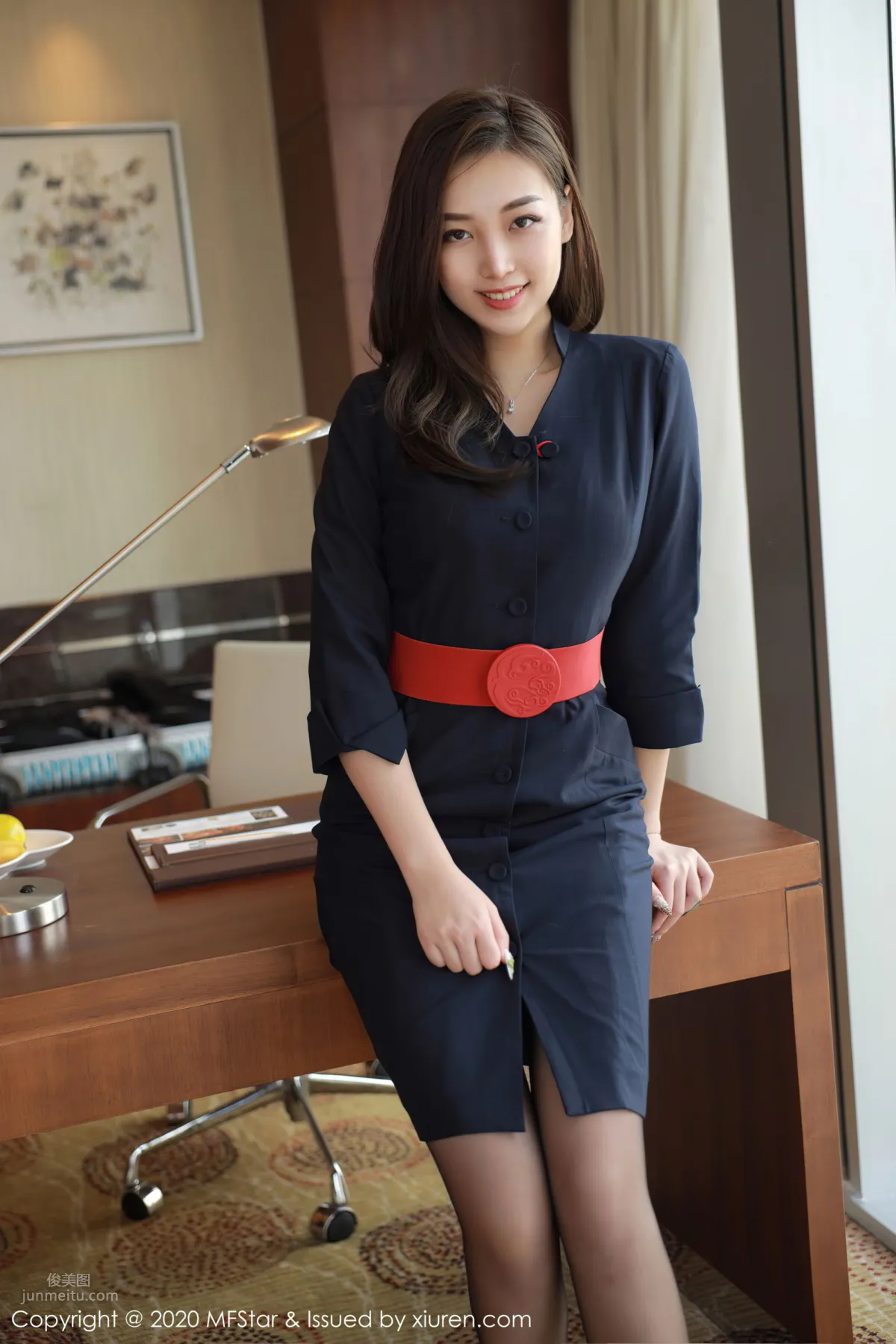 [MFStar] 2020.10.21 VOL.404 郑颖姗_0